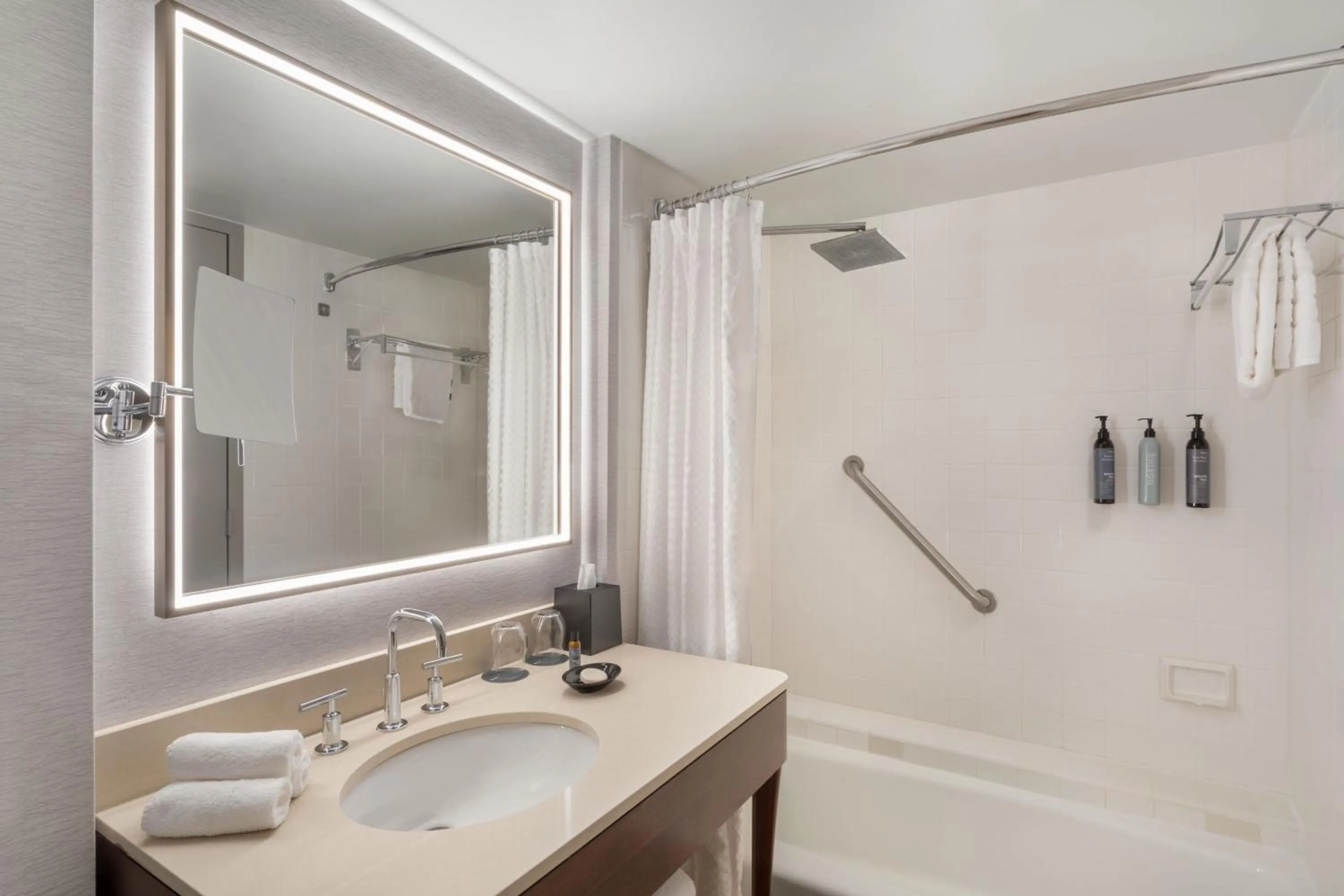 Bathroom in The Westin Atlanta Perimeter North