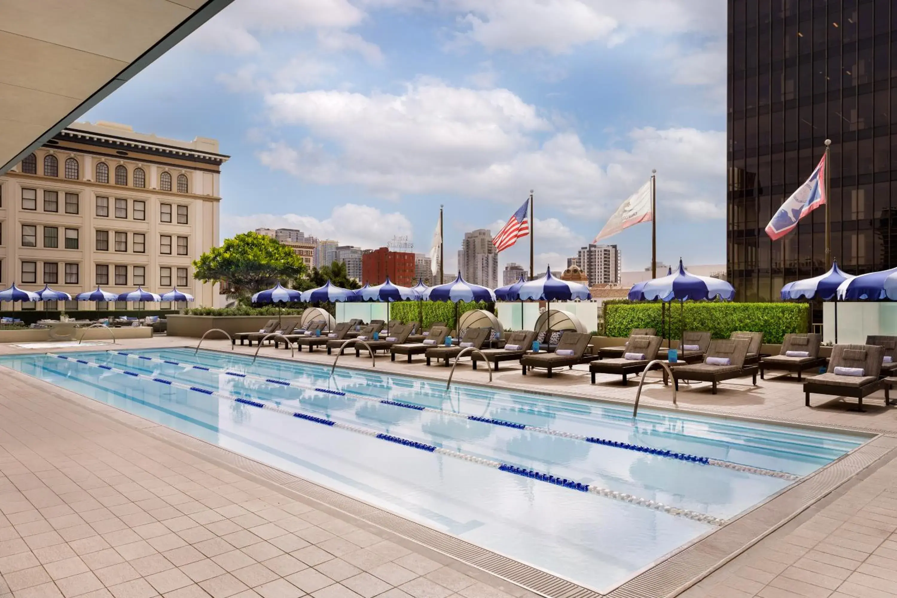Swimming pool in The Westgate Hotel Swimming pool in The Westgate Hotel