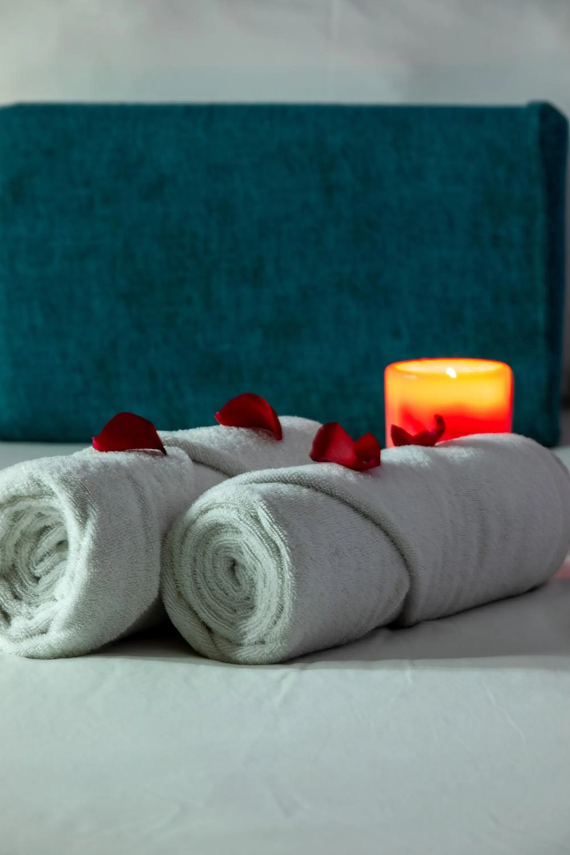 Bed in Golden Tulip Canaan Kampala