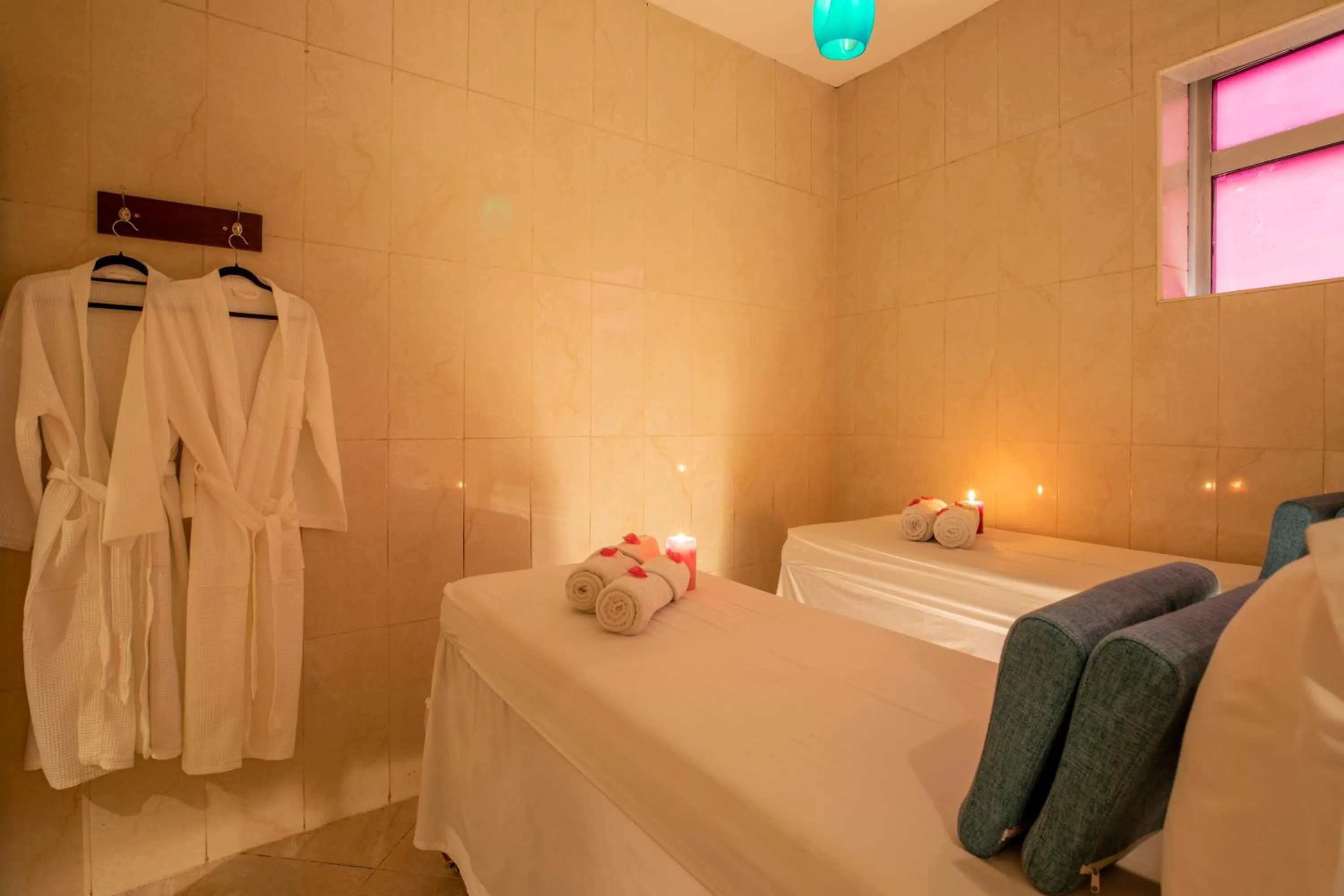 Massage in Golden Tulip Canaan Kampala