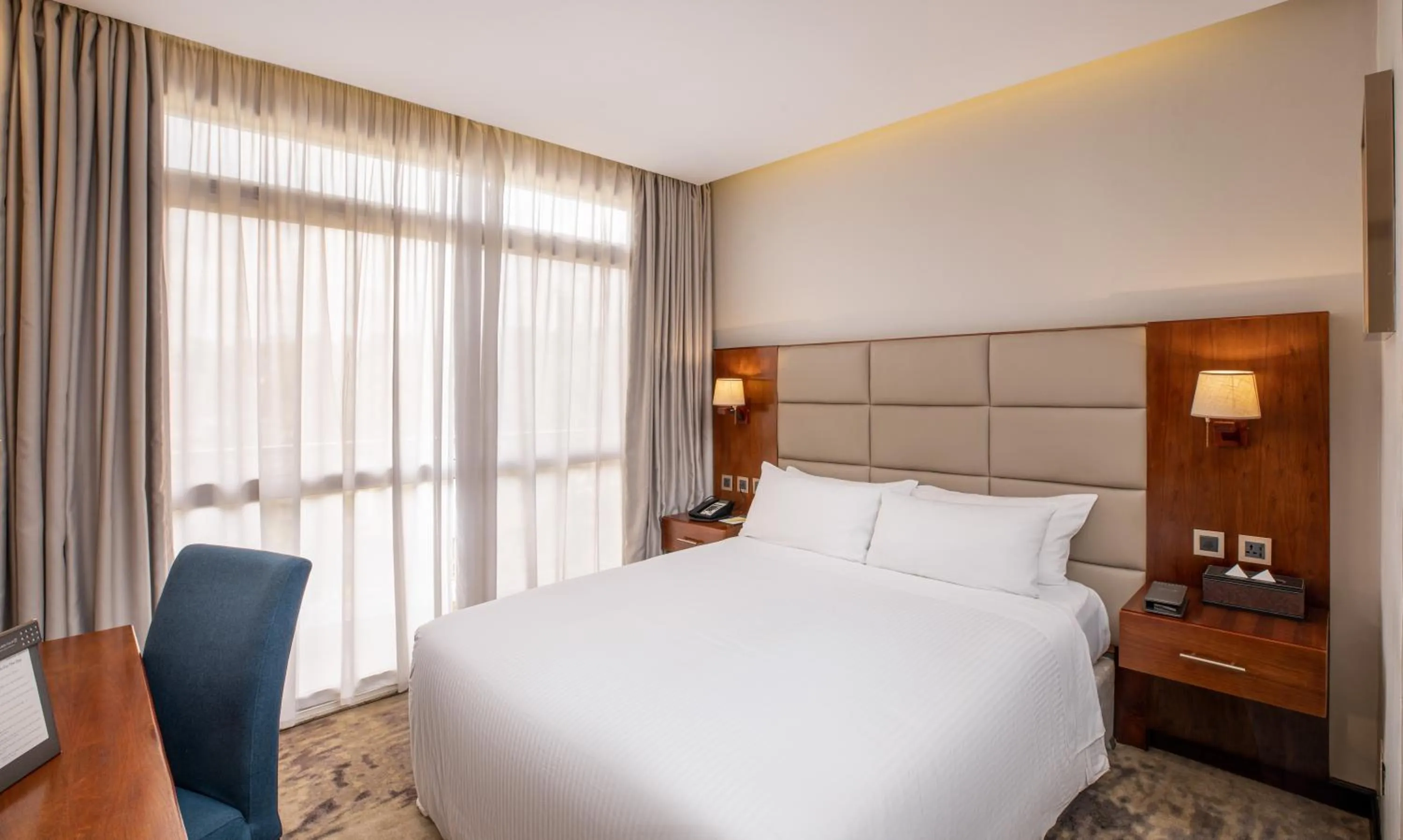 Guests, Bed in Golden Tulip Canaan Kampala