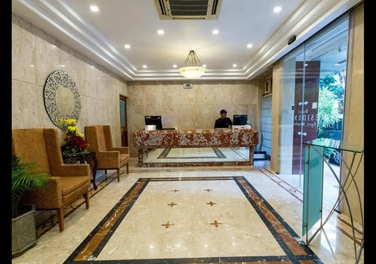 Facade/entrance in Residency Hotel Fort