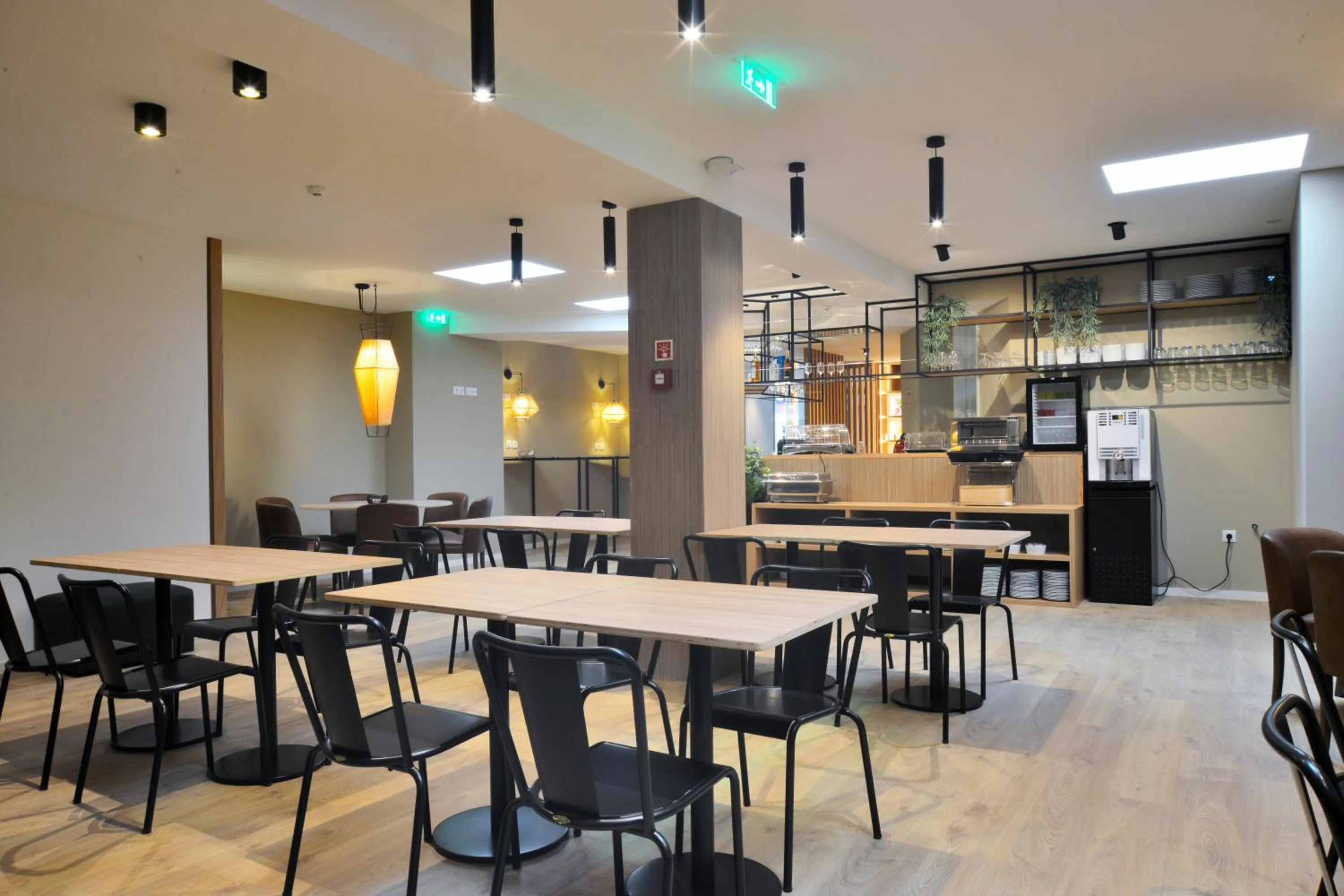 Lounge or bar in Spot Apartments Trindade