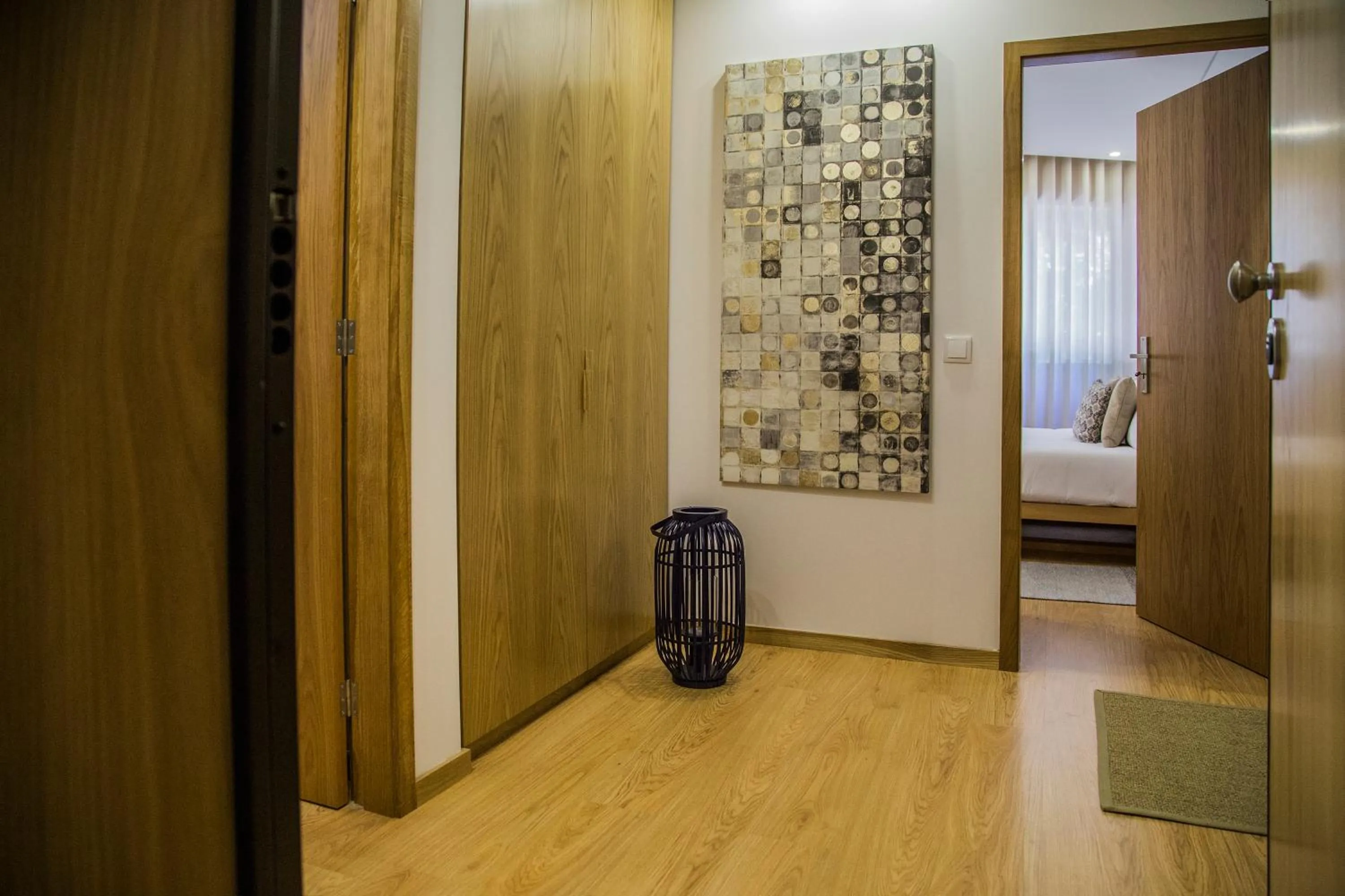 Decorative detail, Bed in Spot Apartments Trindade