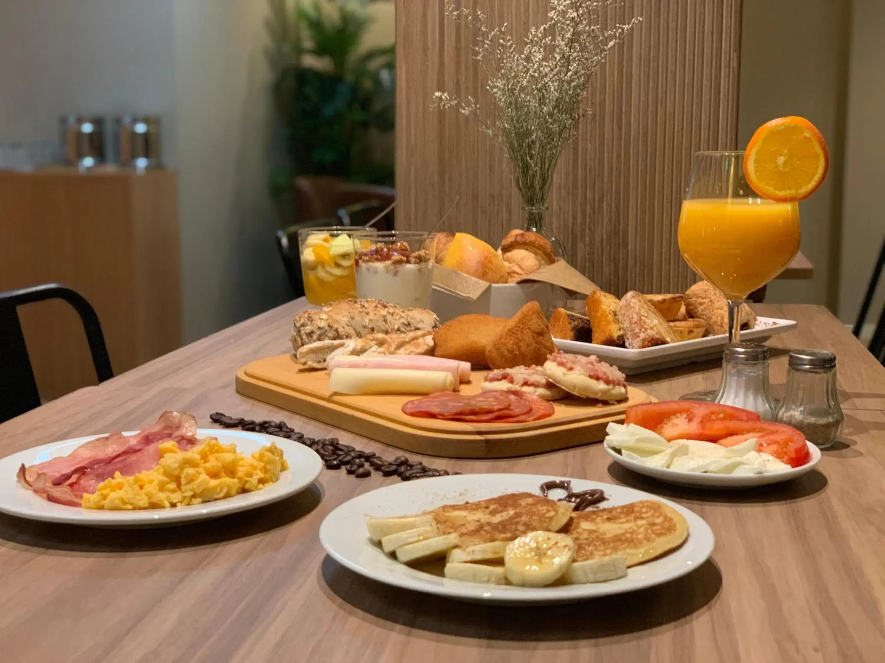 American breakfast in Spot Apartments Trindade American breakfast in Spot Apartments Trindade