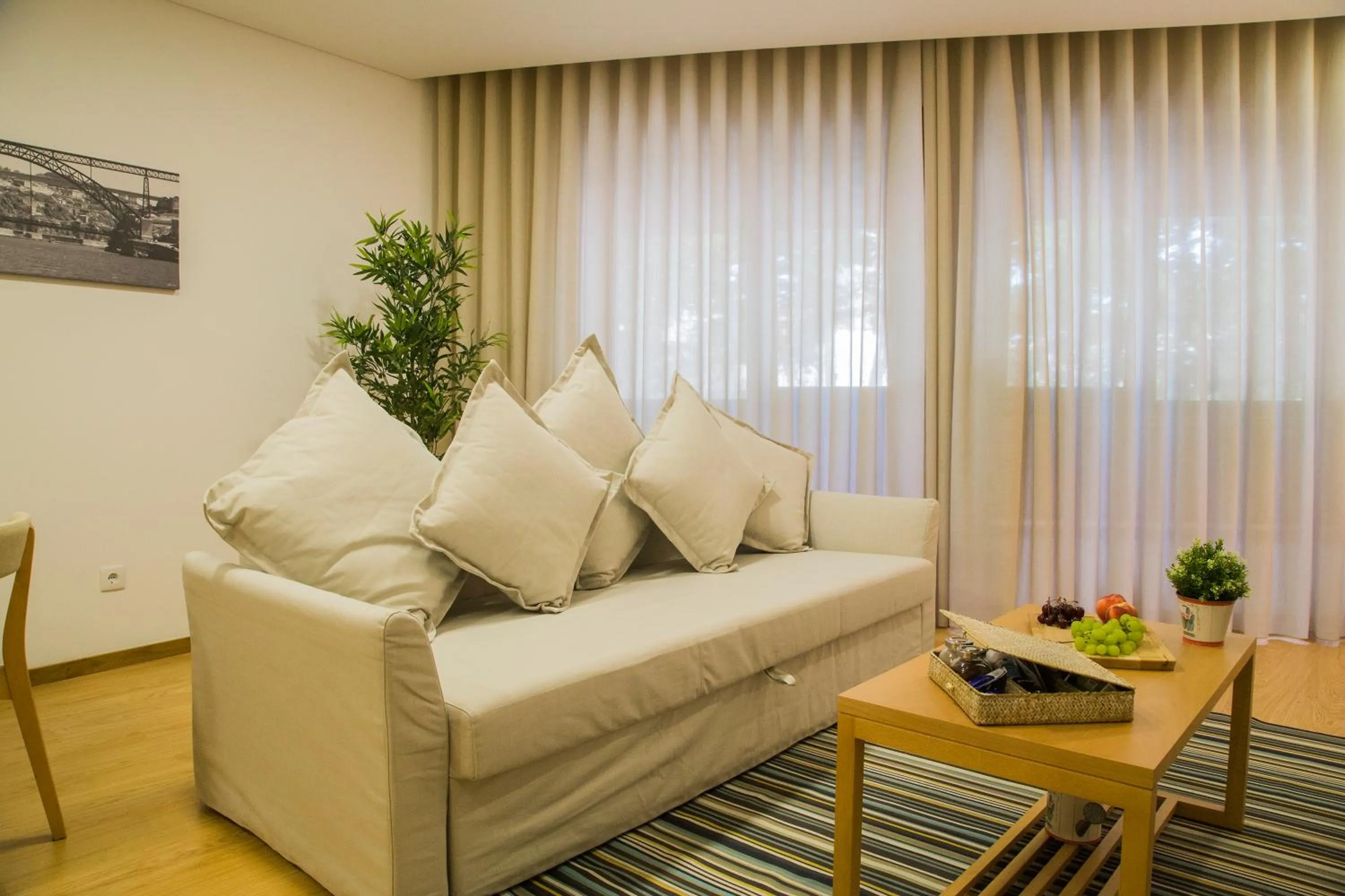 Living room in Spot Apartments Trindade