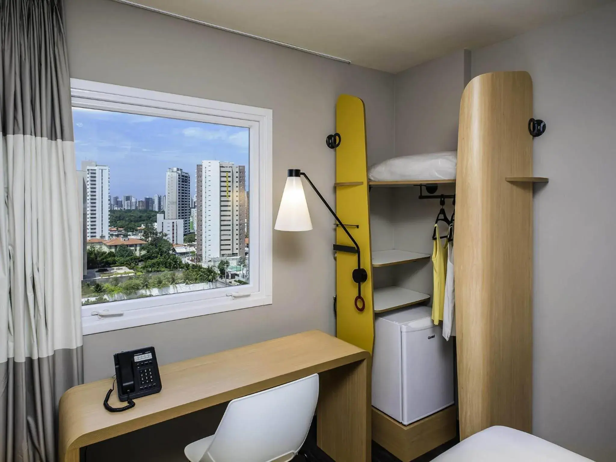 Bedroom, Bed in ibis Fortaleza Centro de Eventos Bedroom, Bed in ibis Fortaleza Centro de Eventos