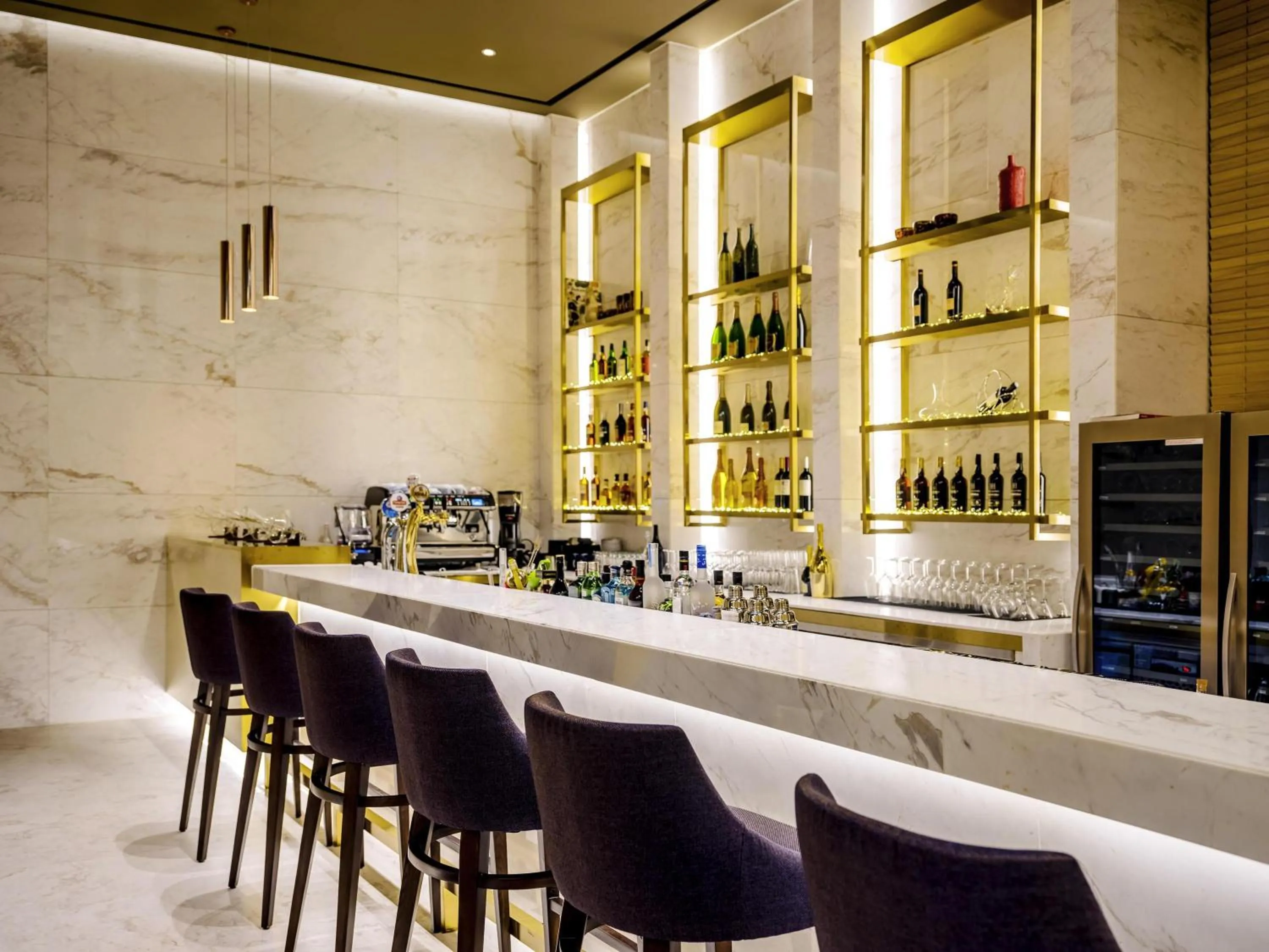 Lounge or bar in Grand Mercure Ambassador Hotel and Residences Seoul Yongsan