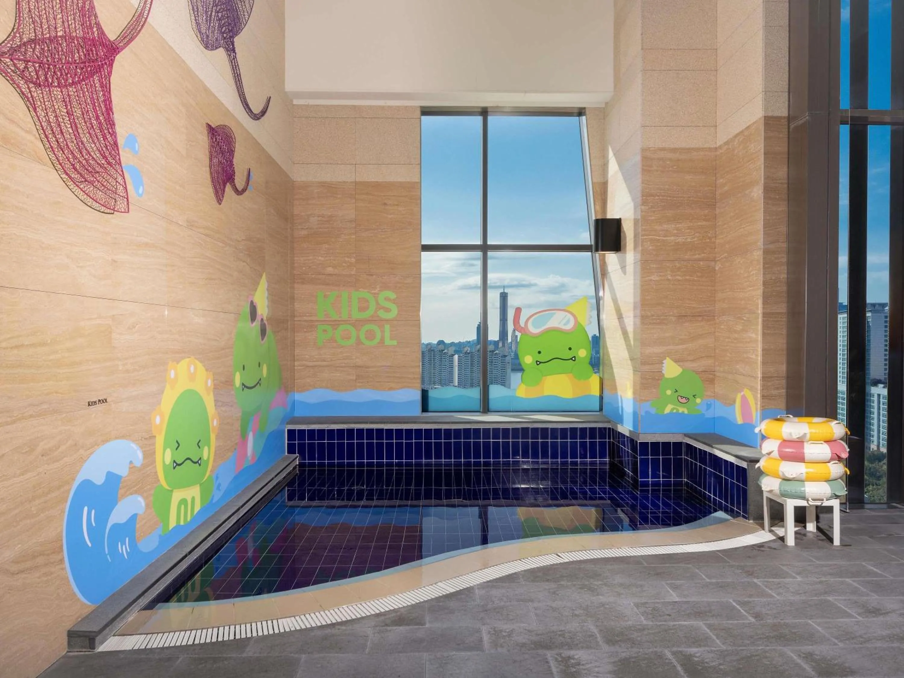 Fitness centre/facilities in Grand Mercure Ambassador Hotel and Residences Seoul Yongsan