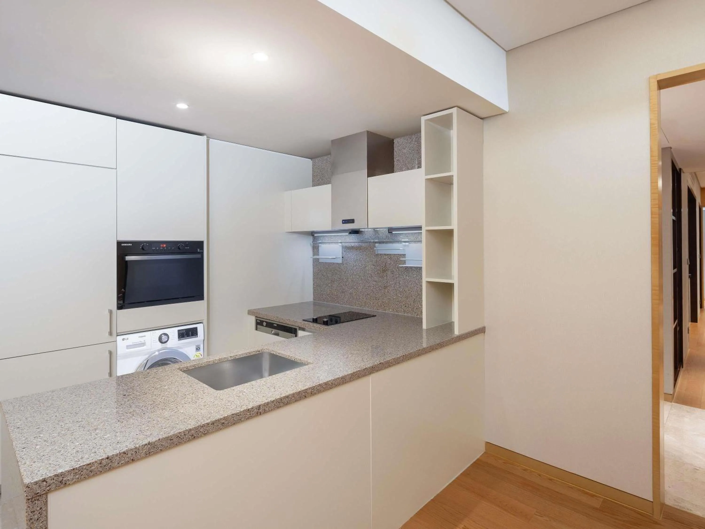 Bedroom in Grand Mercure Ambassador Hotel and Residences Seoul Yongsan