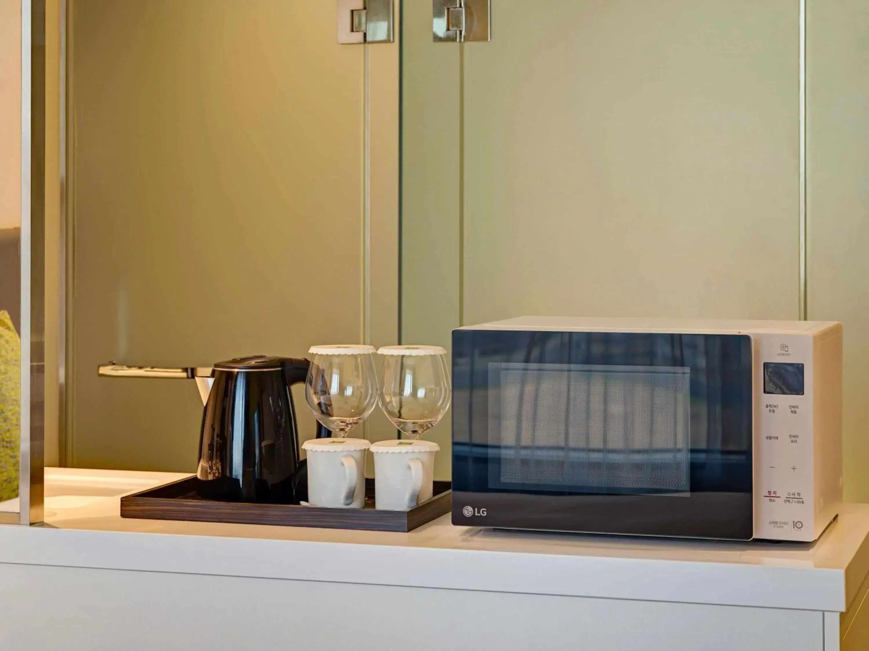 Bedroom in ibis Styles Ambassador Seoul Yongsan Bedroom in ibis Styles Ambassador Seoul Yongsan