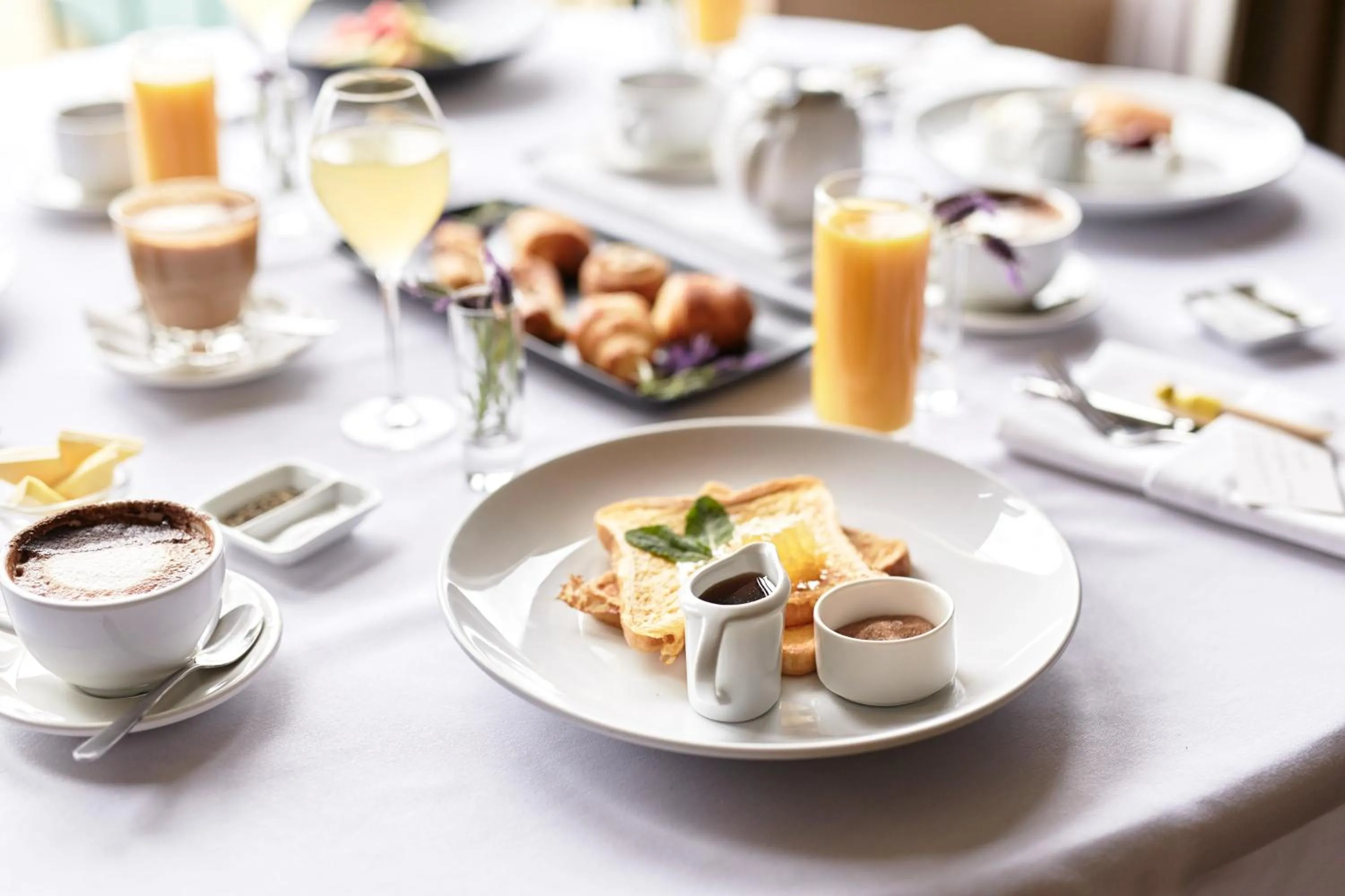 Buffet breakfast in ibis Styles Ambassador Seoul Yongsan