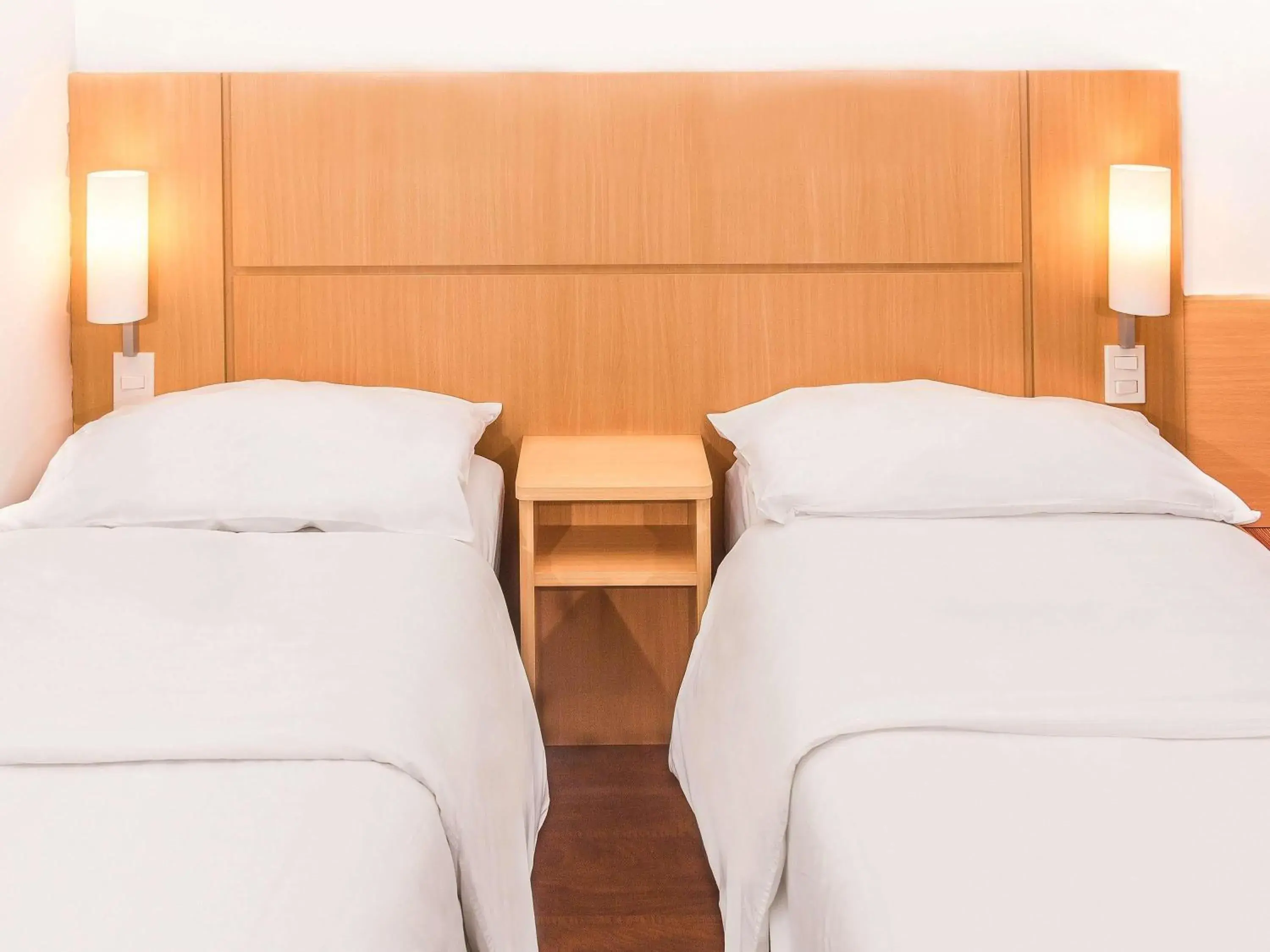 Bedroom, Bed in ibis Asuncion Bedroom, Bed in ibis Asuncion