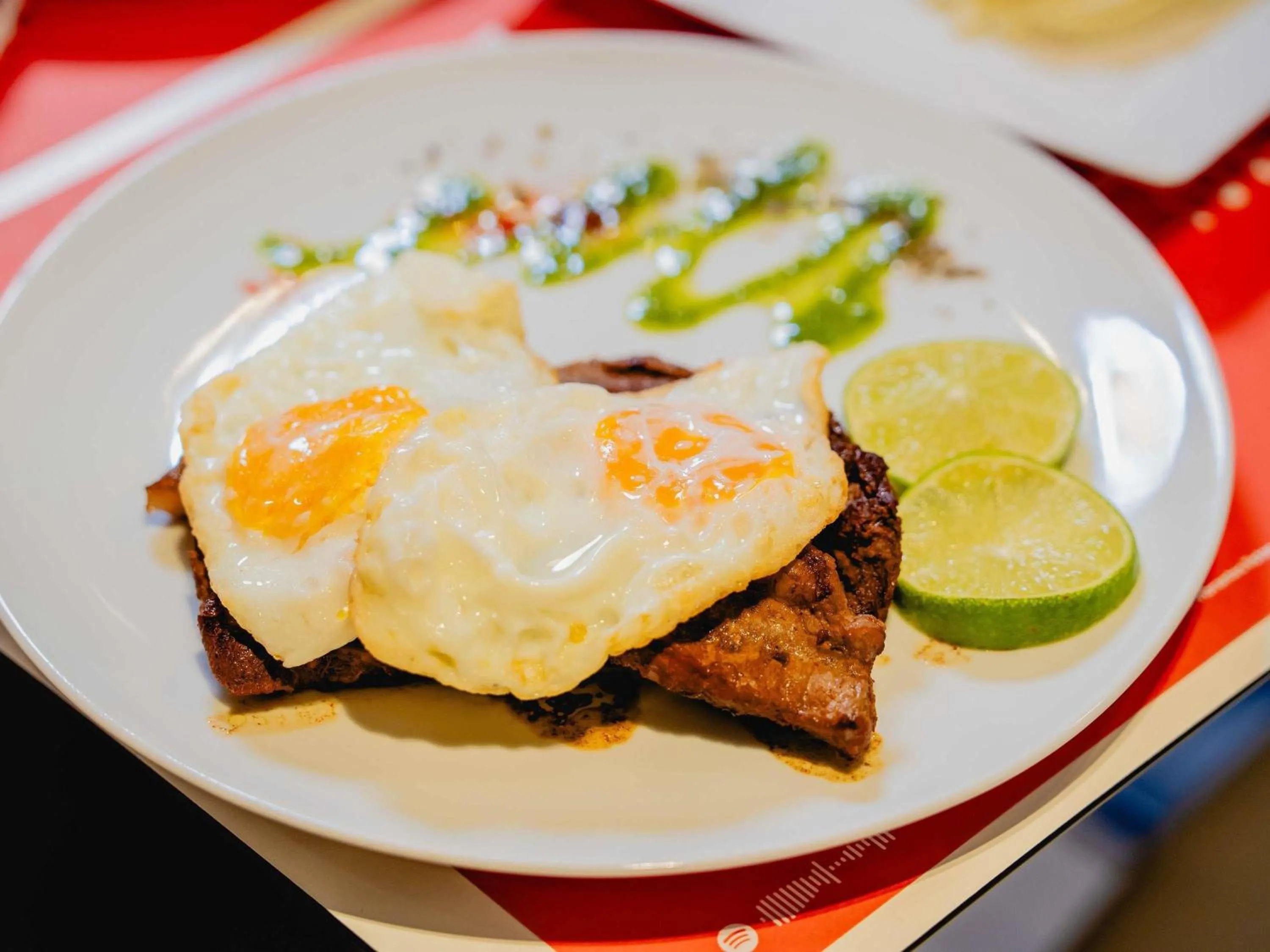 Lounge or bar in ibis Asuncion