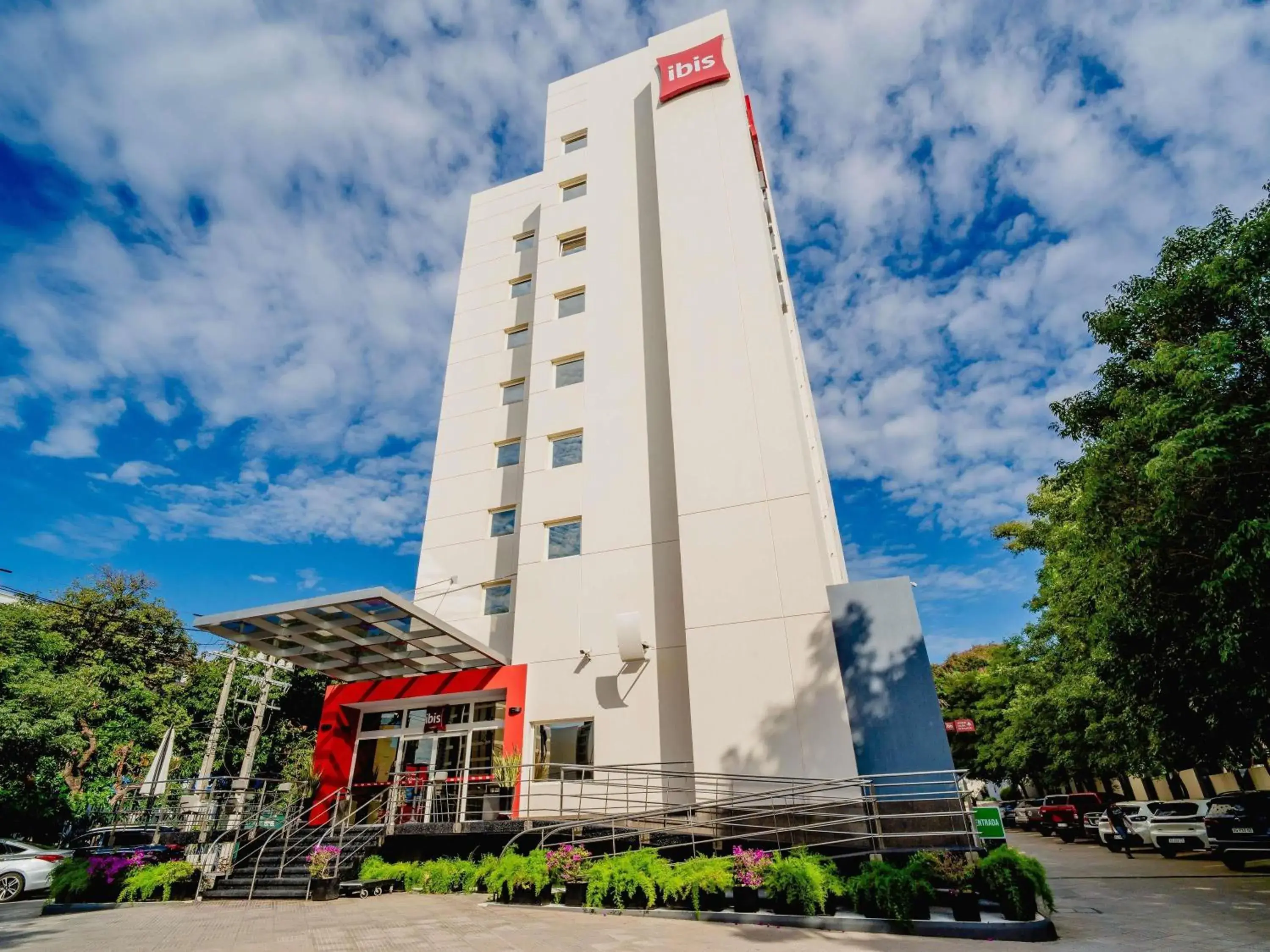Property building in ibis Asuncion Property building in ibis Asuncion