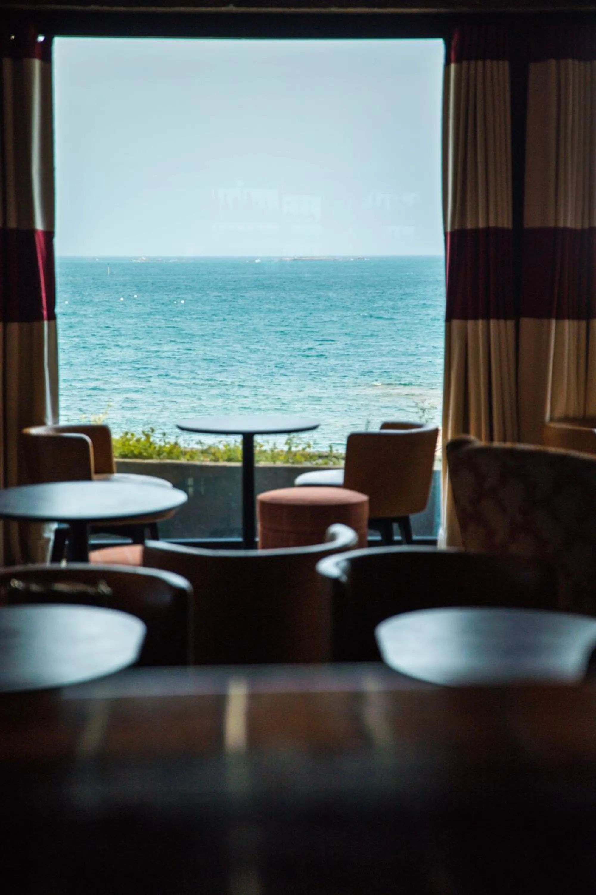 Lounge or bar in Brittany & Spa Relais & Châteaux