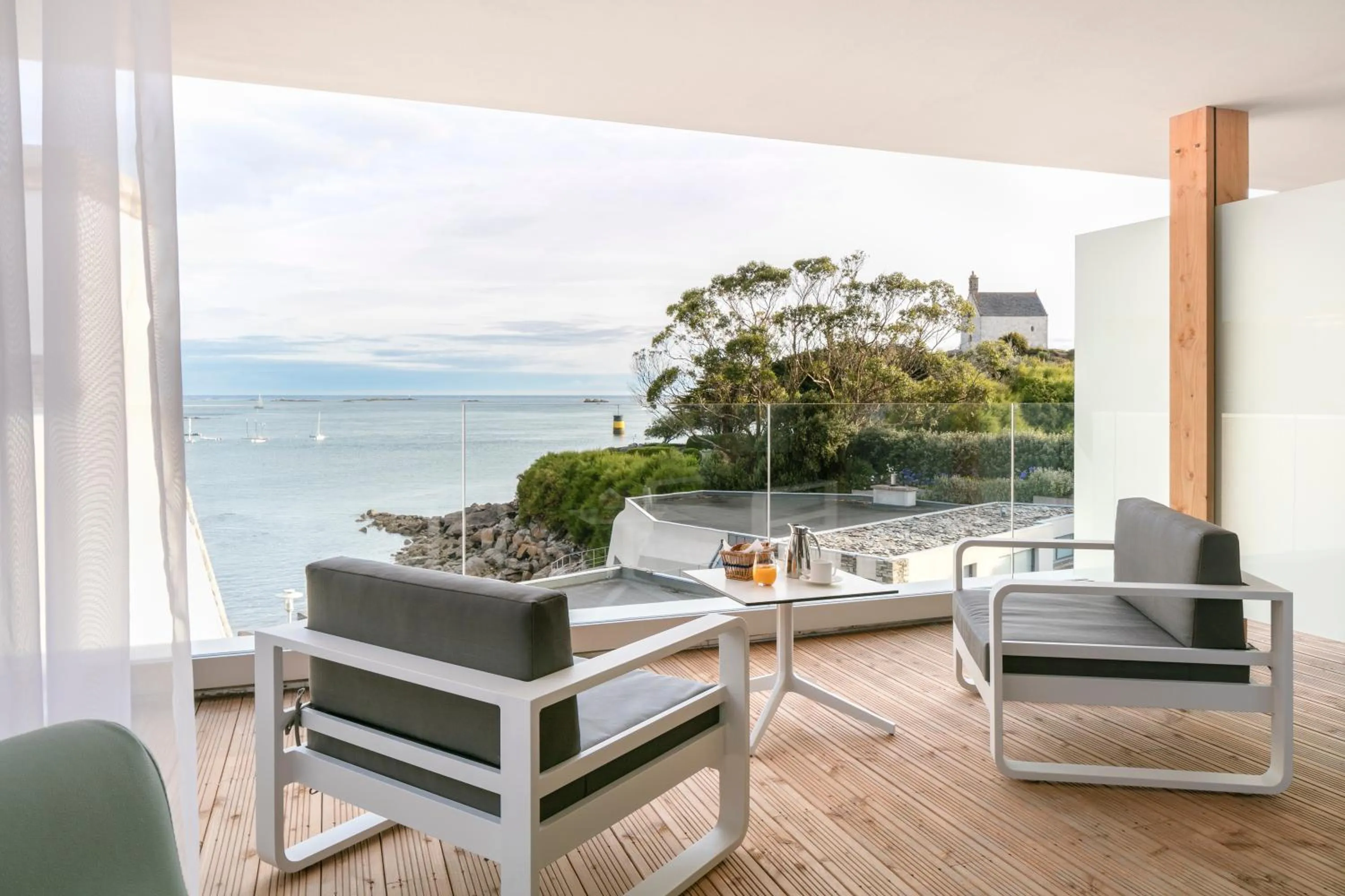 Balcony/Terrace in Brittany & Spa Relais & Châteaux