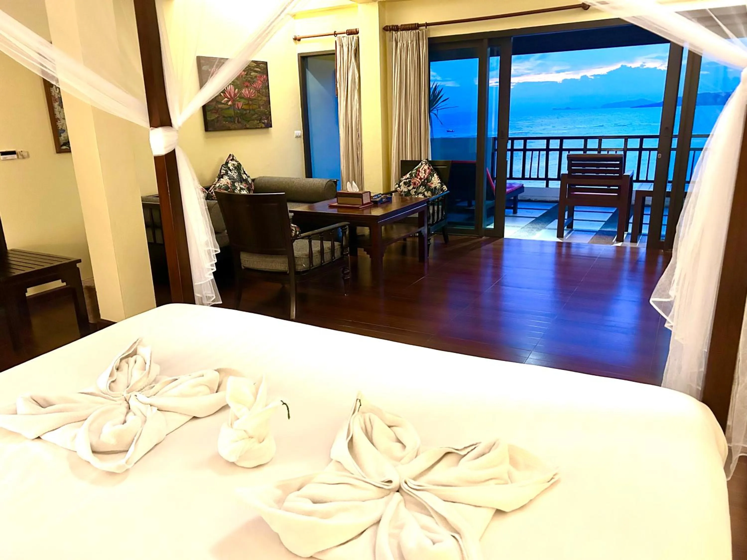 Bed in Cinnamon Beach Villas