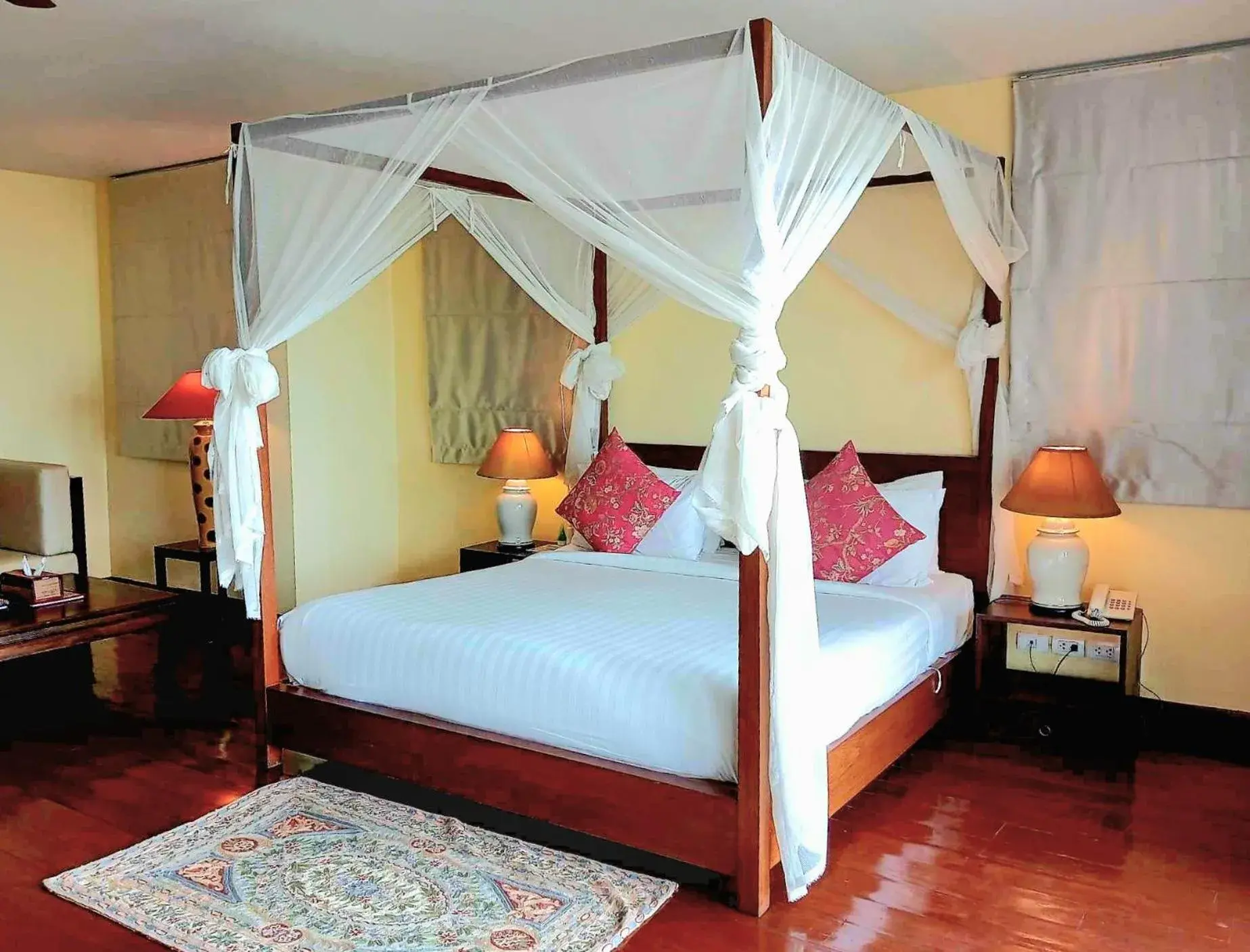 Bed in Cinnamon Beach Villas Bed in Cinnamon Beach Villas