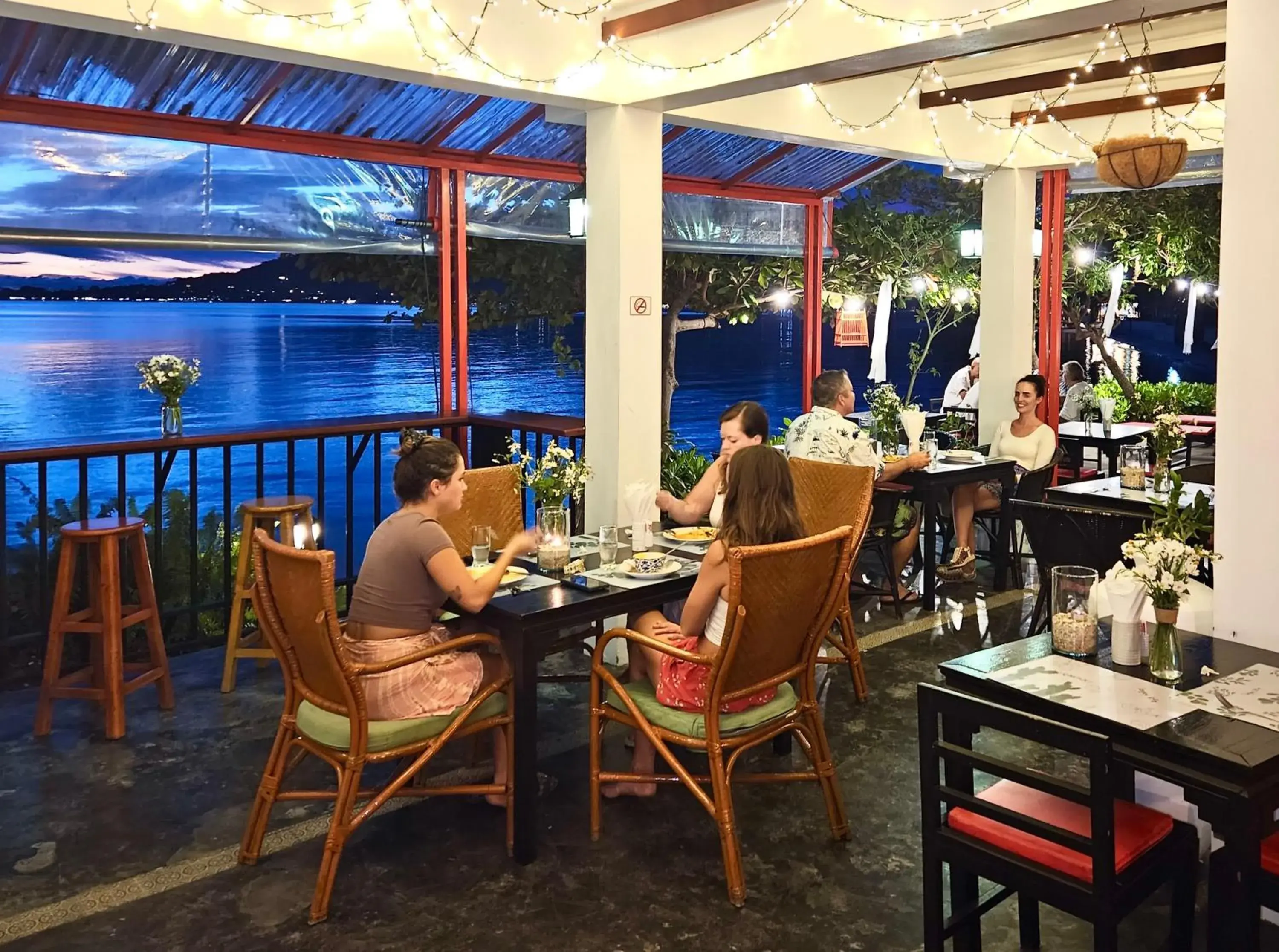 Restaurant/places to eat in Cinnamon Beach Villas Restaurant/places to eat in Cinnamon Beach Villas