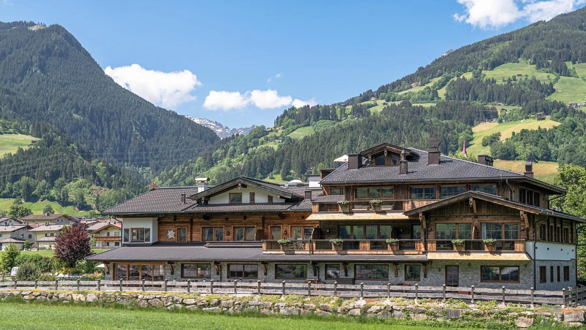 Property building in Aparthotel Stacherhof