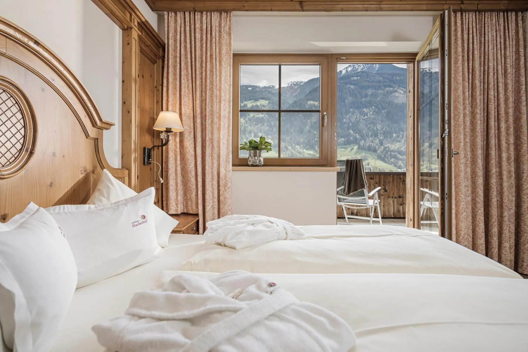 Bed in Aparthotel Stacherhof