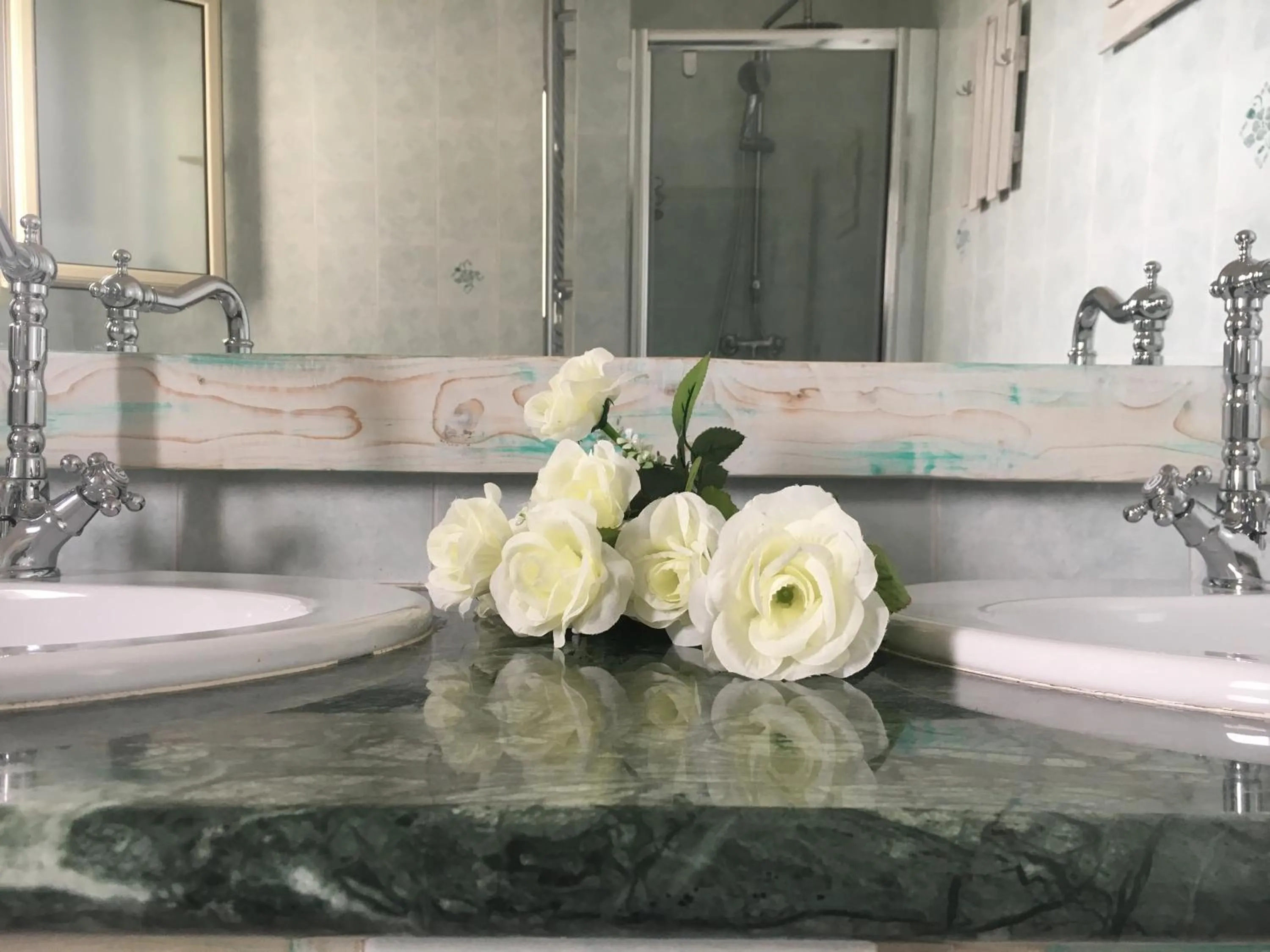 Shower in Ai Raggi di Sole