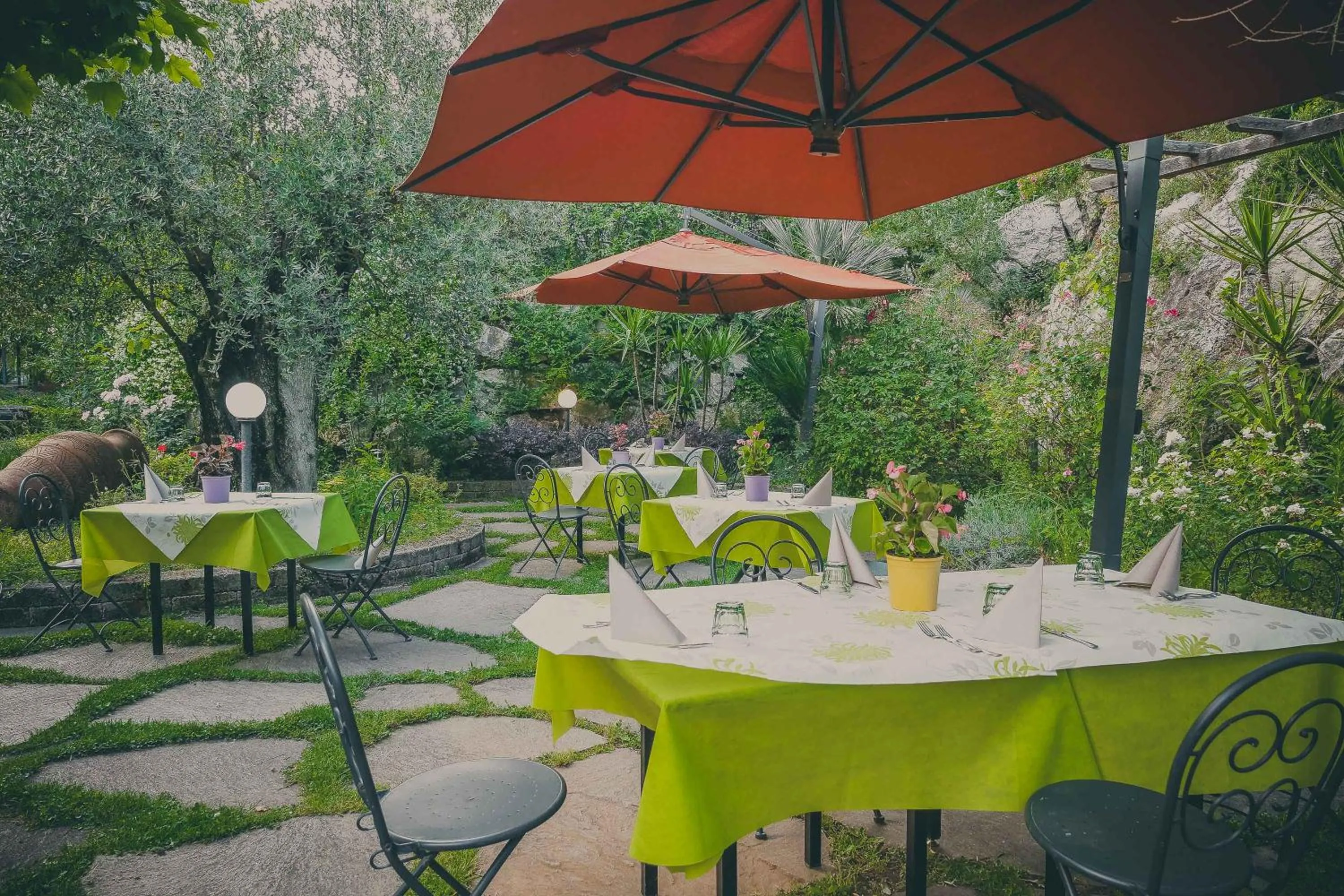 Garden view in Hotel Des Reves