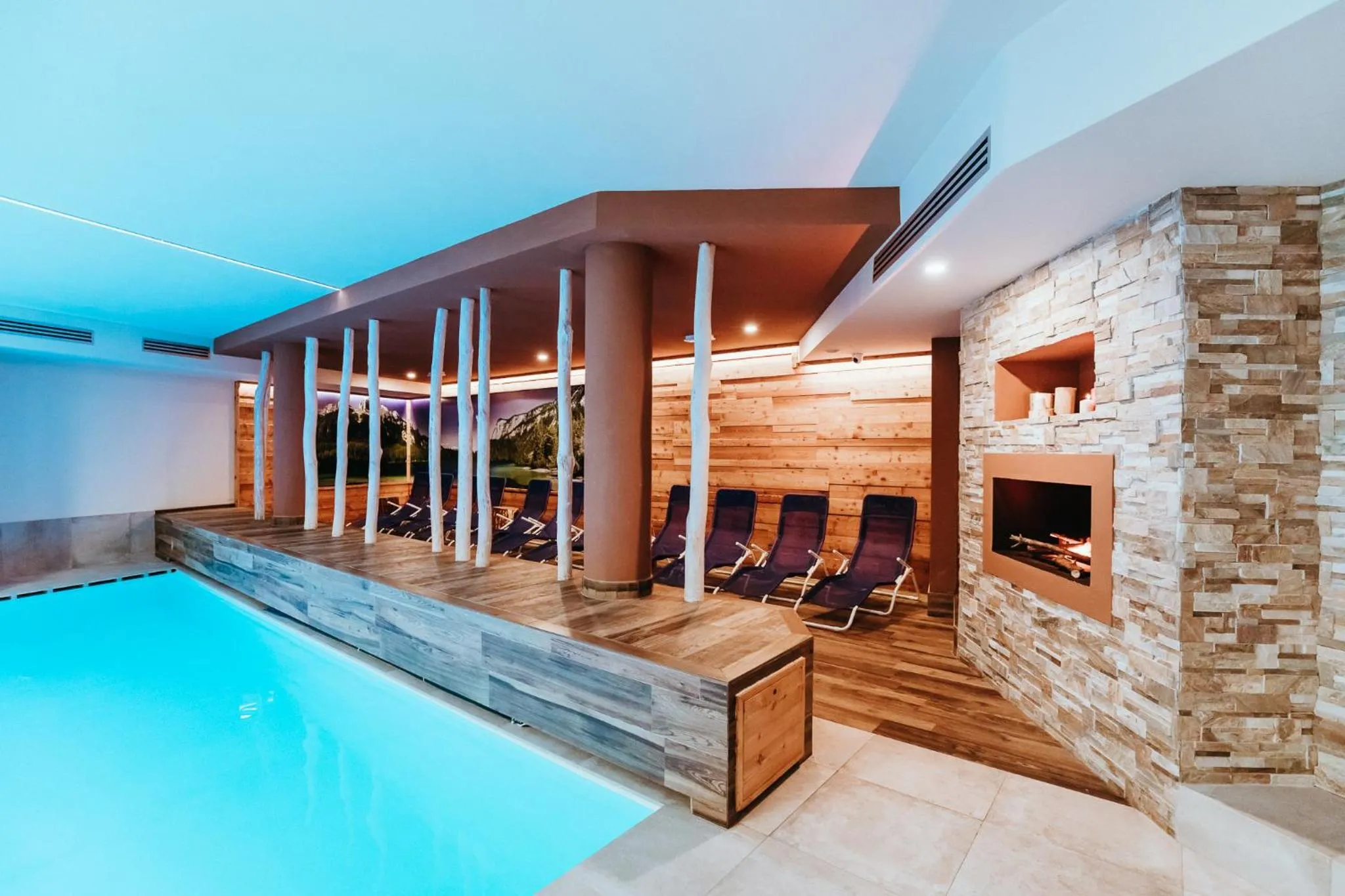 Swimming pool in Gaia Residence Hotel