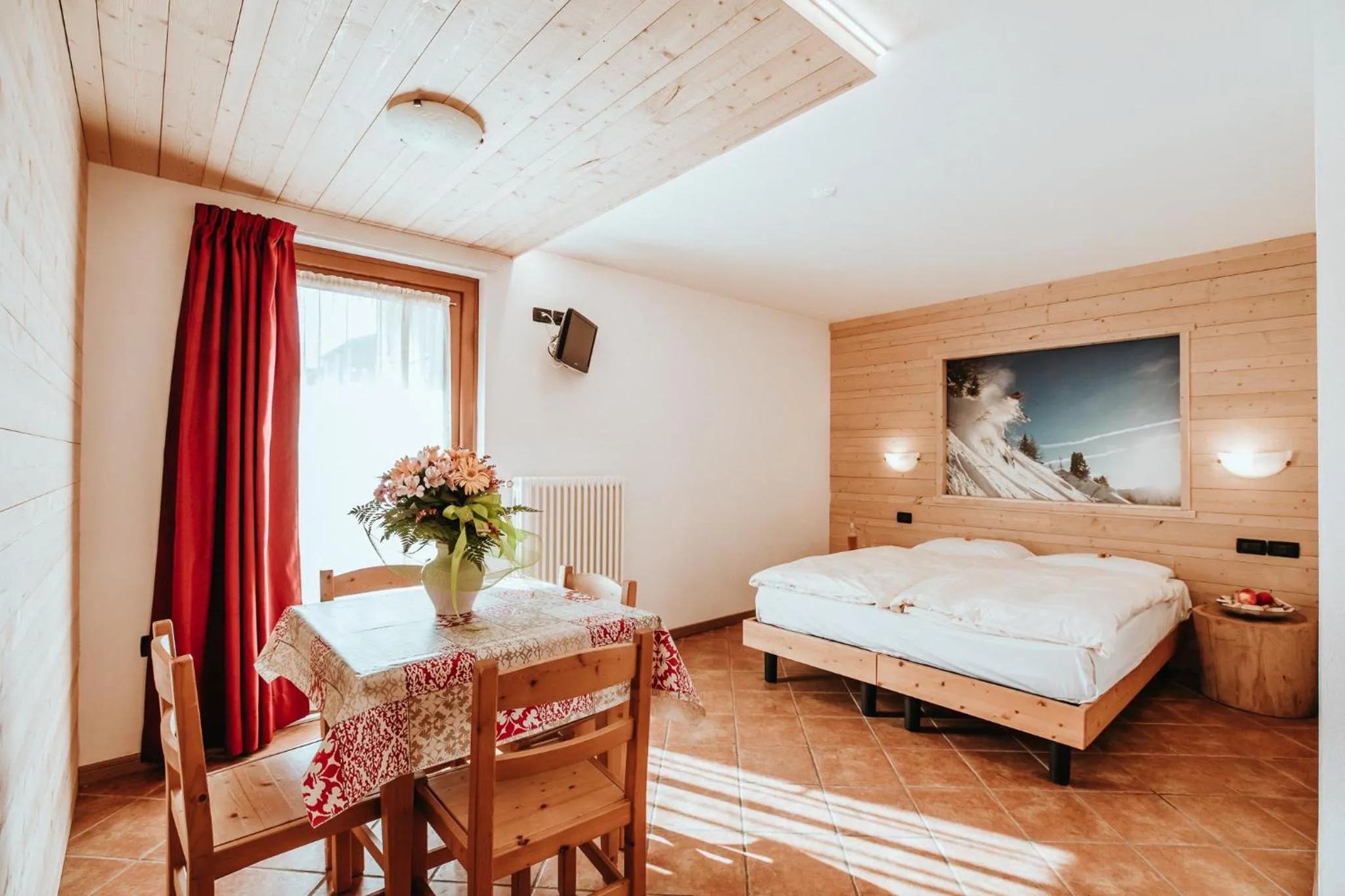 Dining area, Bed in Gaia Residence Hotel
