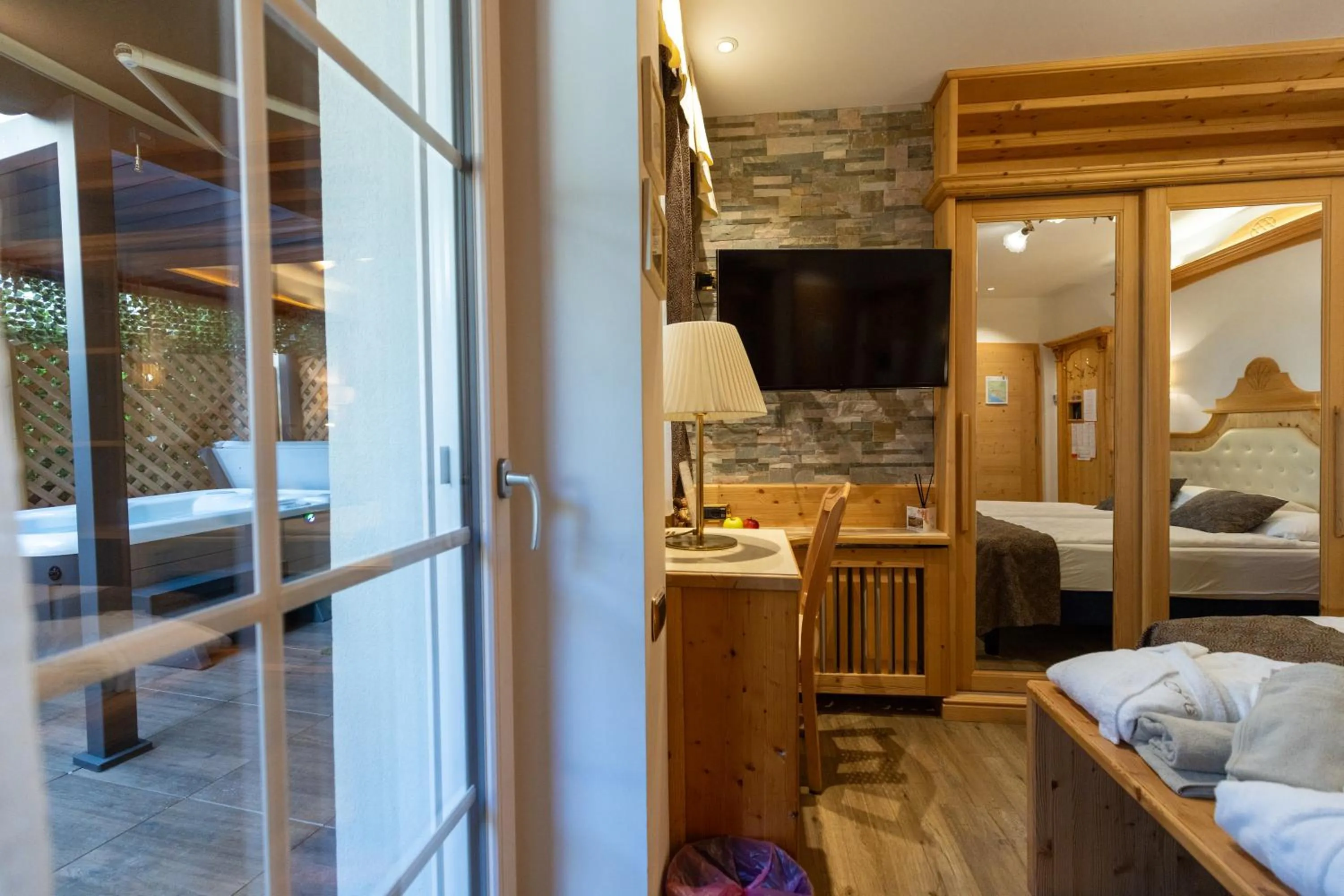 Bed in Alexander Hotel Alpine Wellness Dolomites