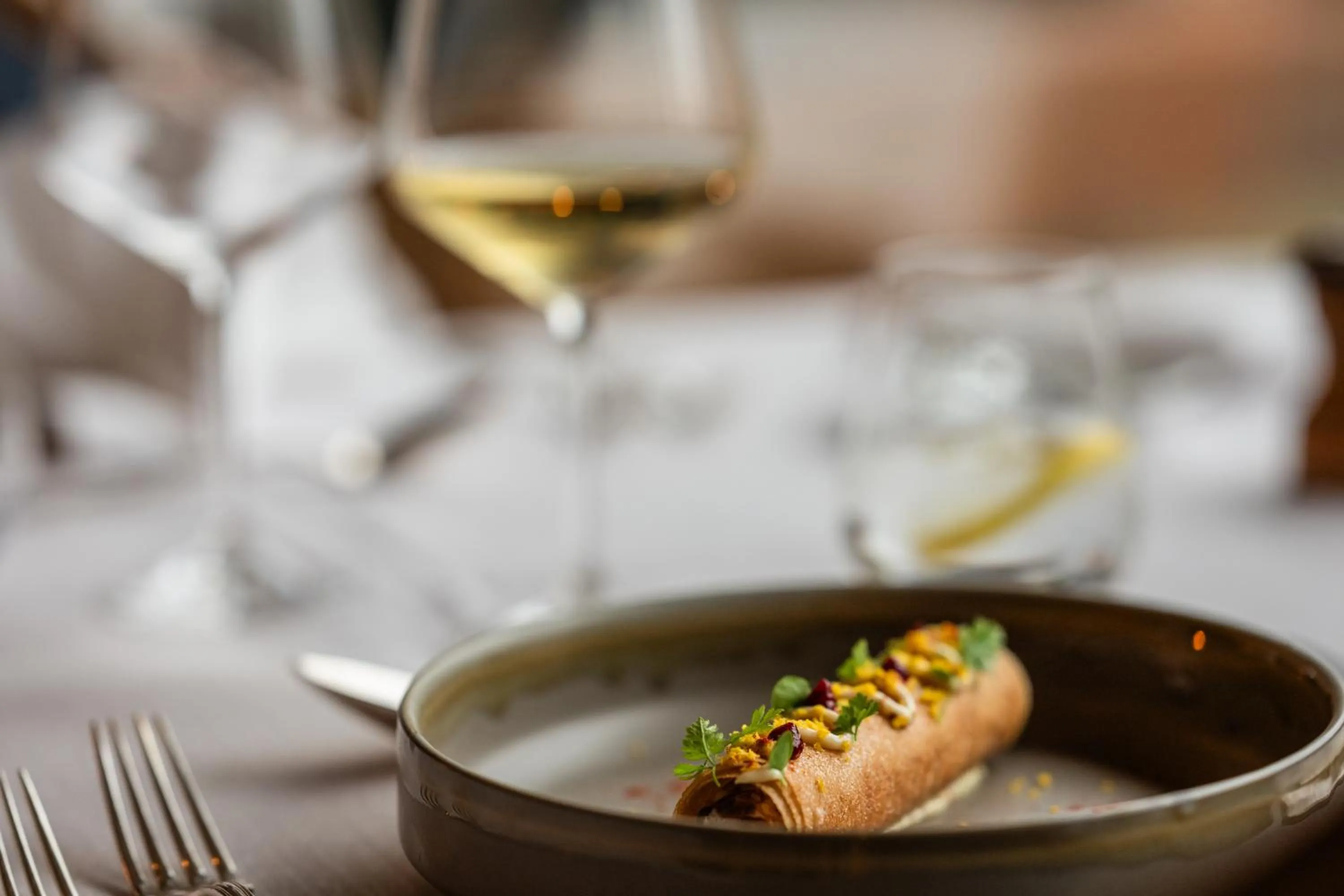 Restaurant/places to eat in Hostellerie La Claire Fontaine, Logis hôtels & Spa