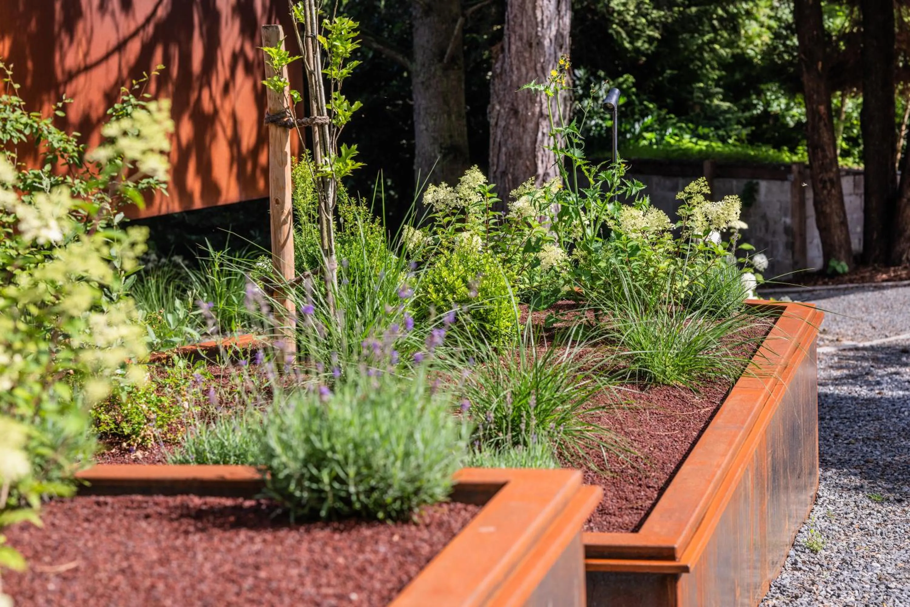 Garden in Hostellerie La Claire Fontaine, Logis hôtels & Spa