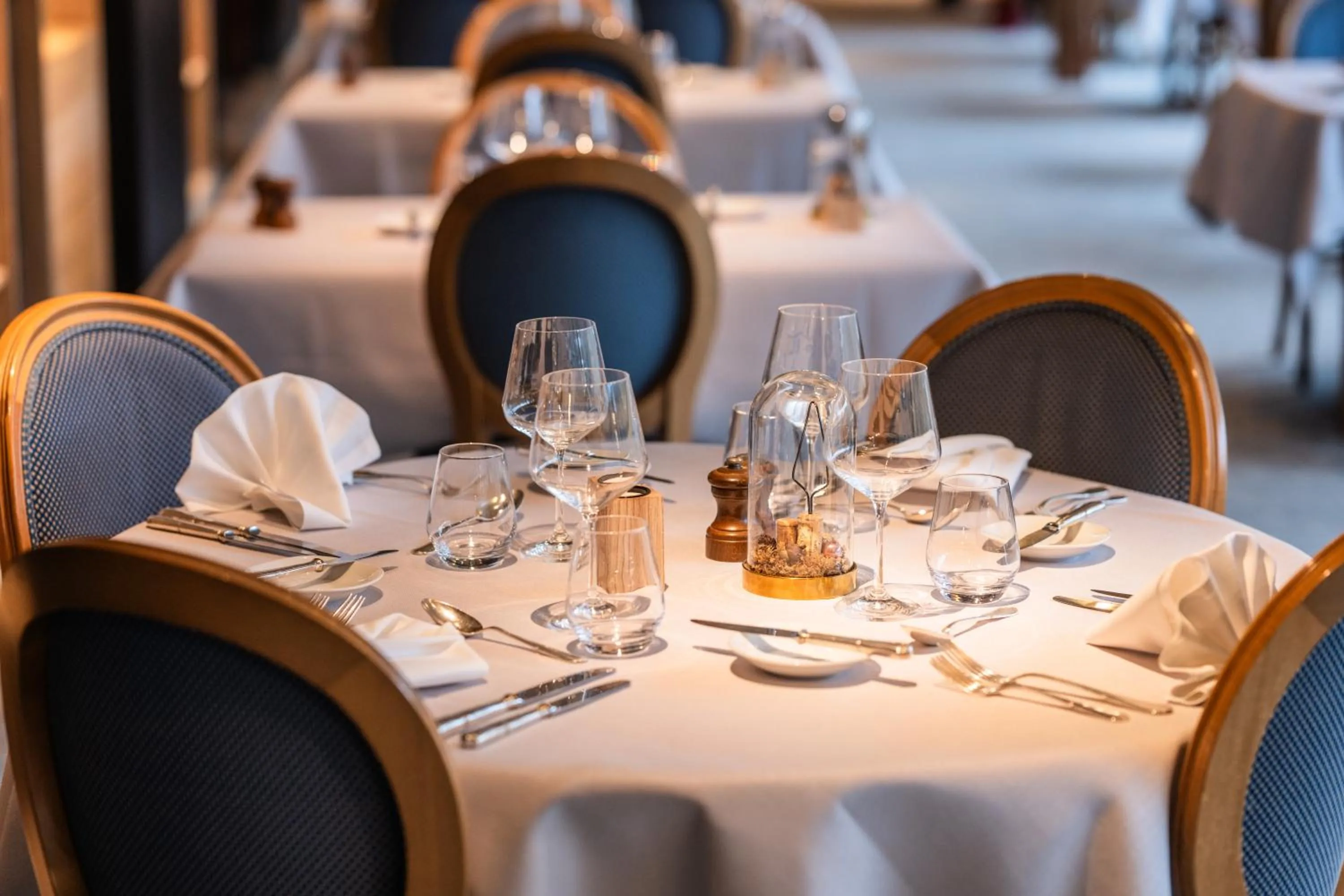 Restaurant/places to eat in Hostellerie La Claire Fontaine, Logis hôtels & Spa