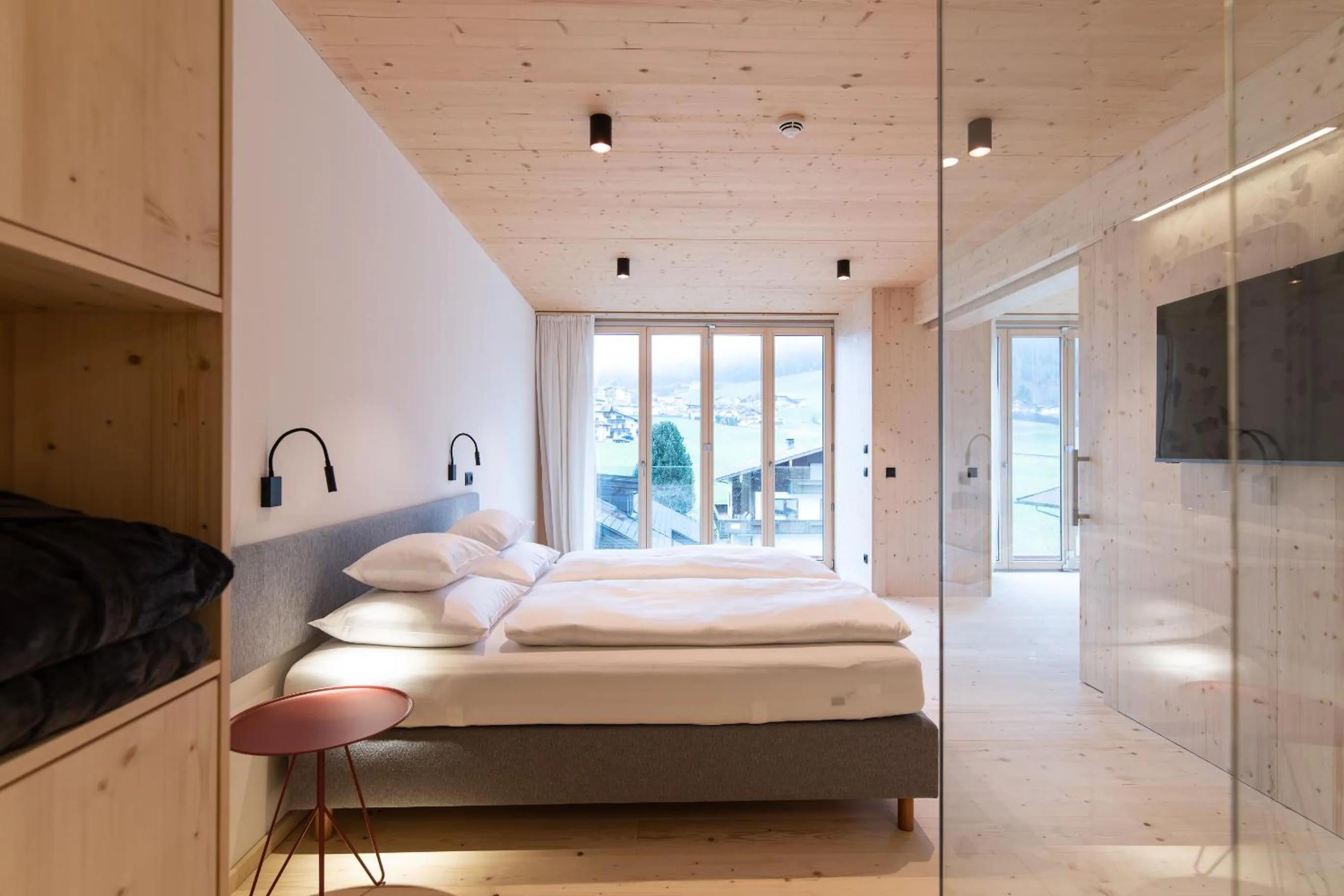 Photo of the whole room, Bed in Mari Pop Hotel