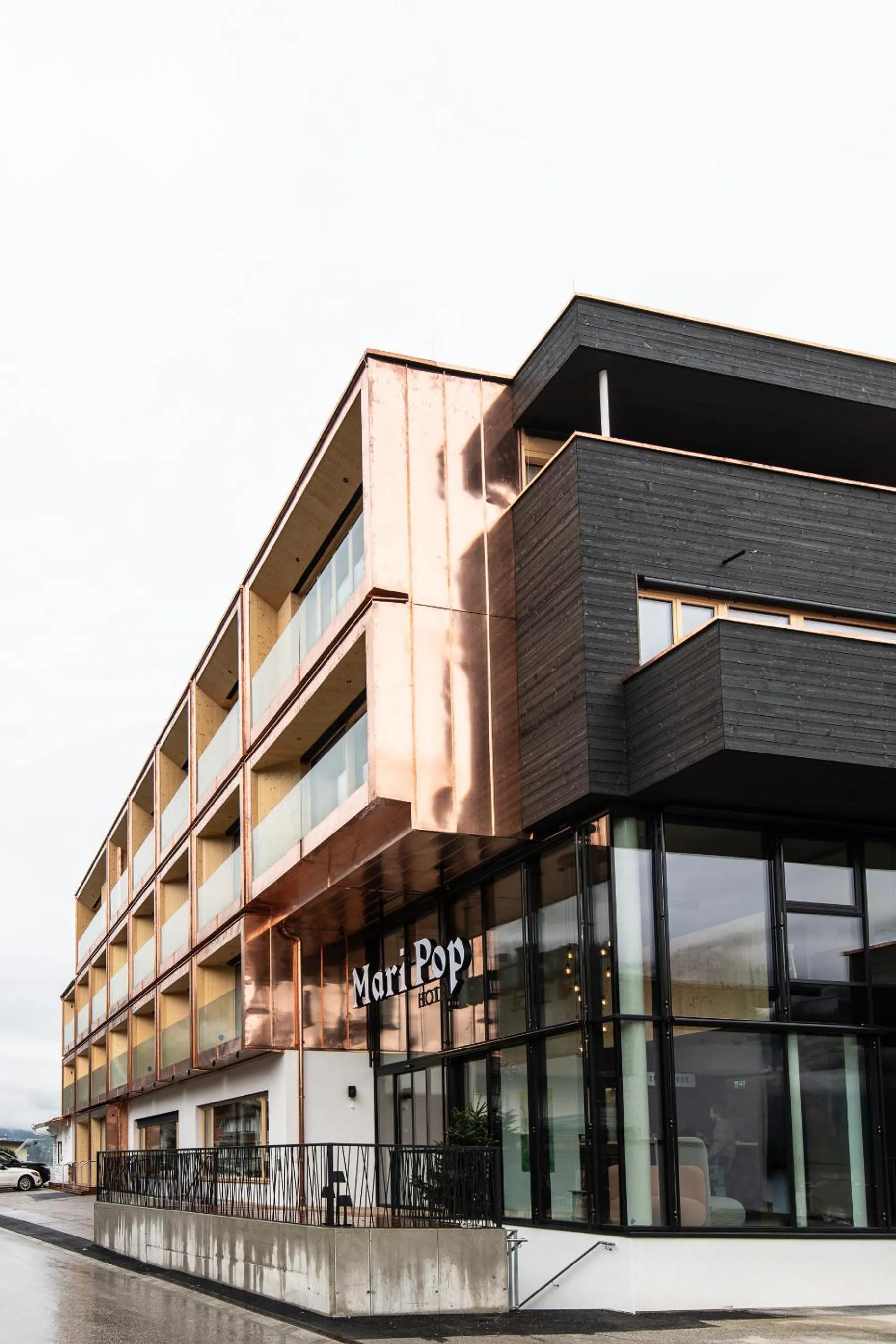 Property building in Mari Pop Hotel