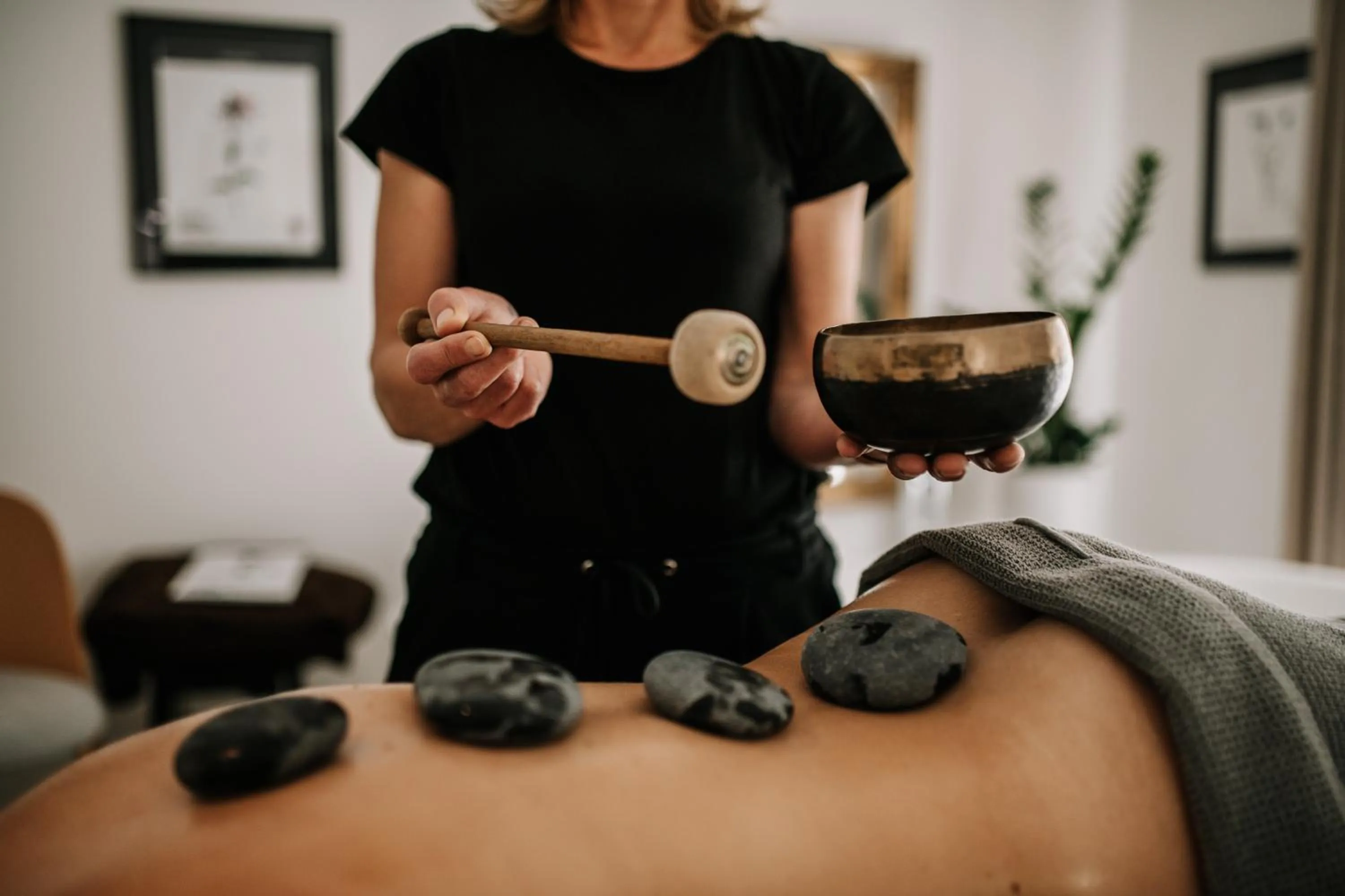 Massage in Mari Pop Hotel