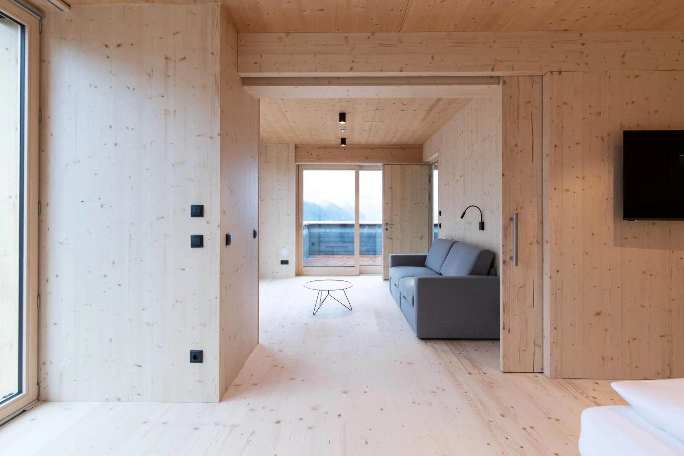 TV and multimedia in Mari Pop Hotel