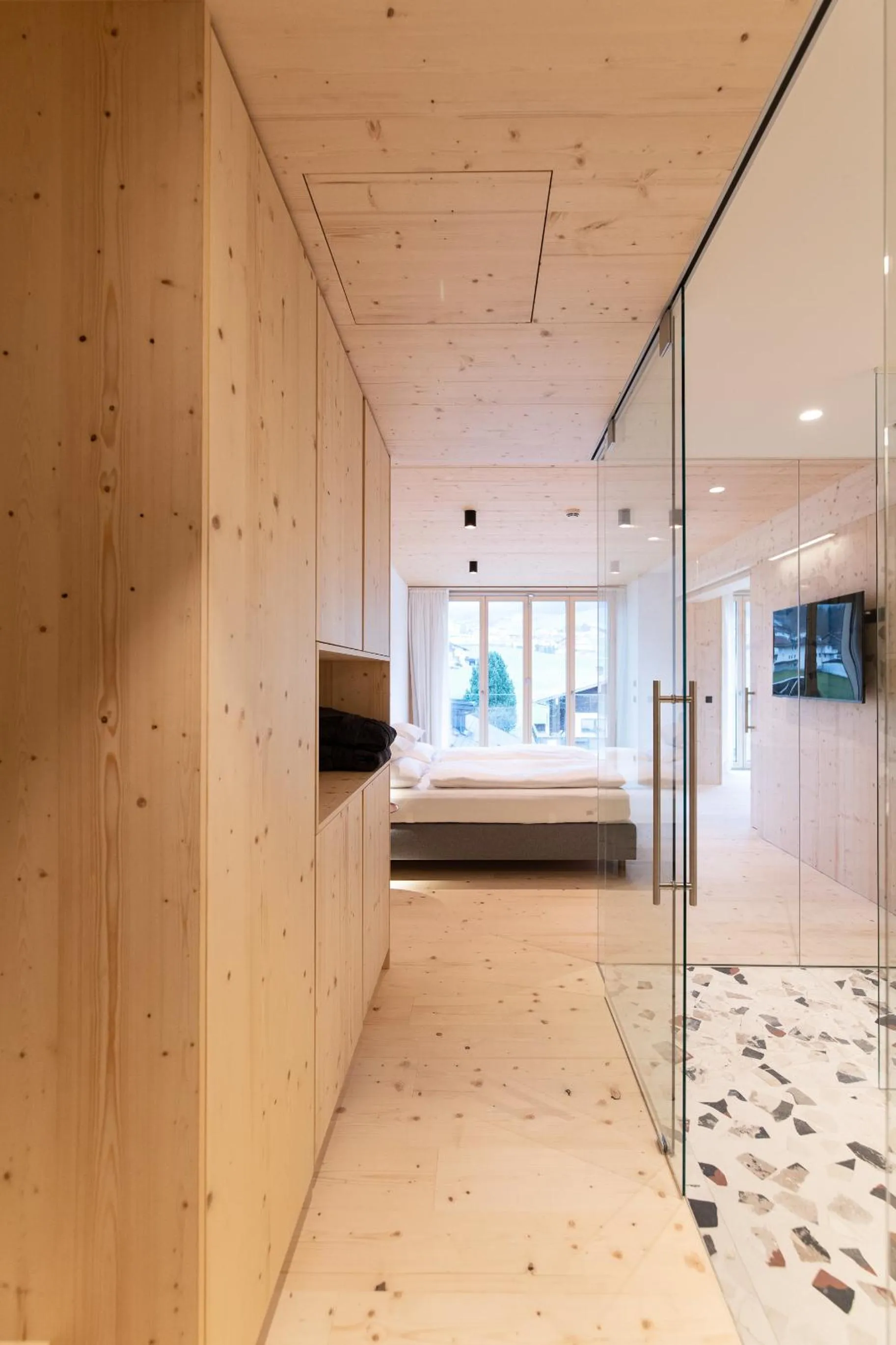 Bed in Mari Pop Hotel