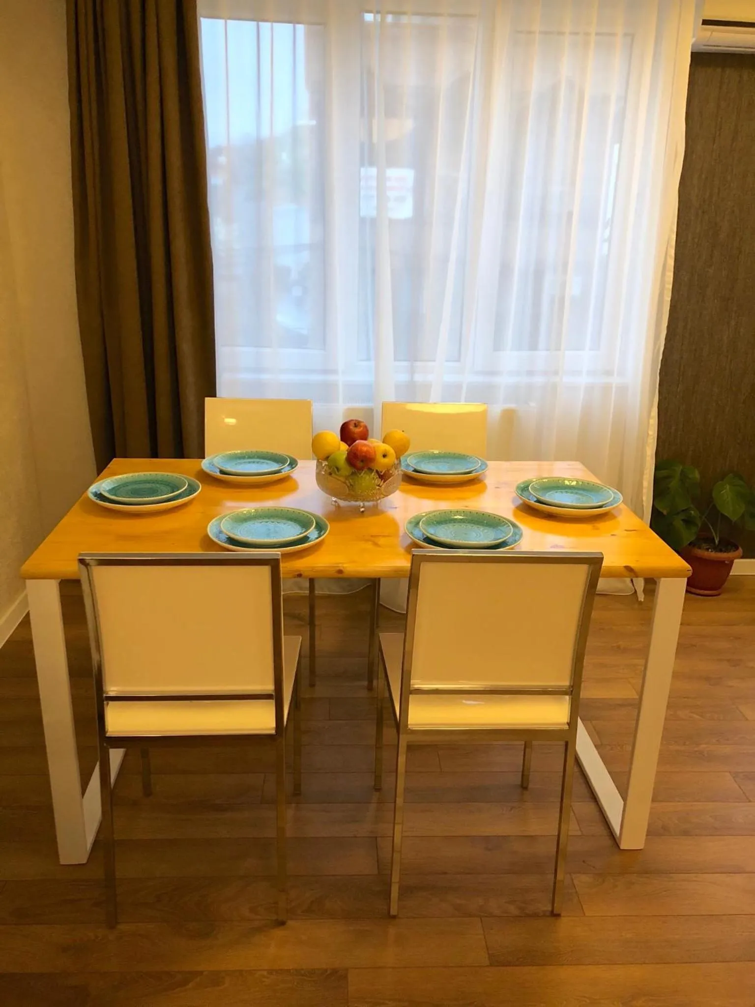 Dining area in Flat 139 - Old Tbilisi