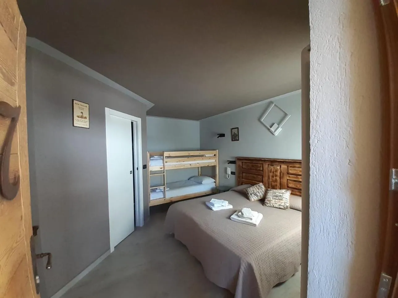 bunk bed, Bed in Hotel Chacaril