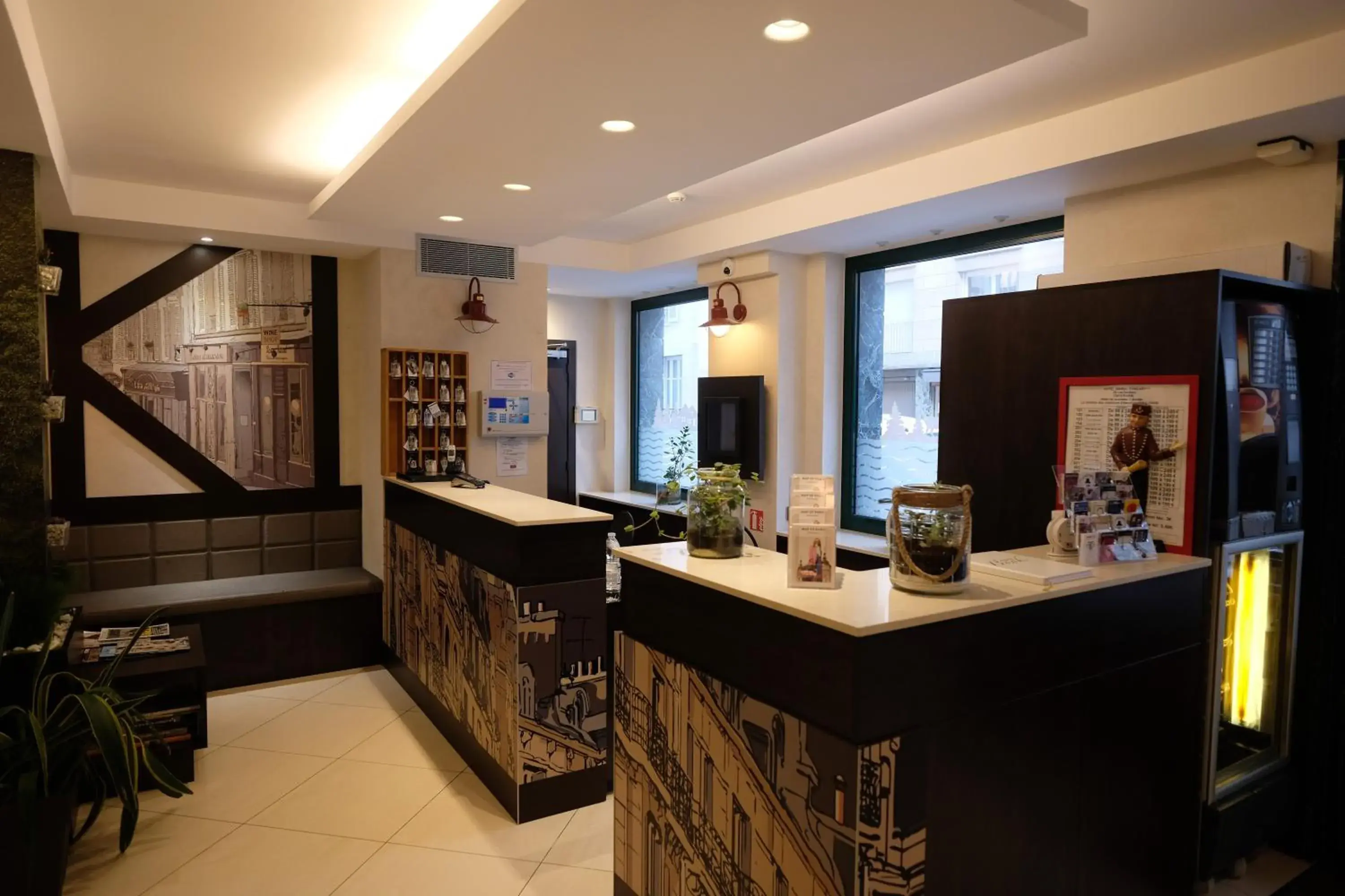 Lobby or reception in Amiral-Fondary Lobby or reception in Amiral-Fondary