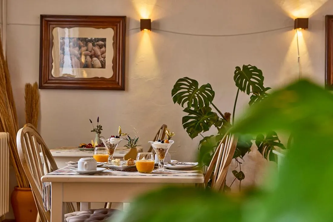 Restaurant/places to eat in Can Busquets