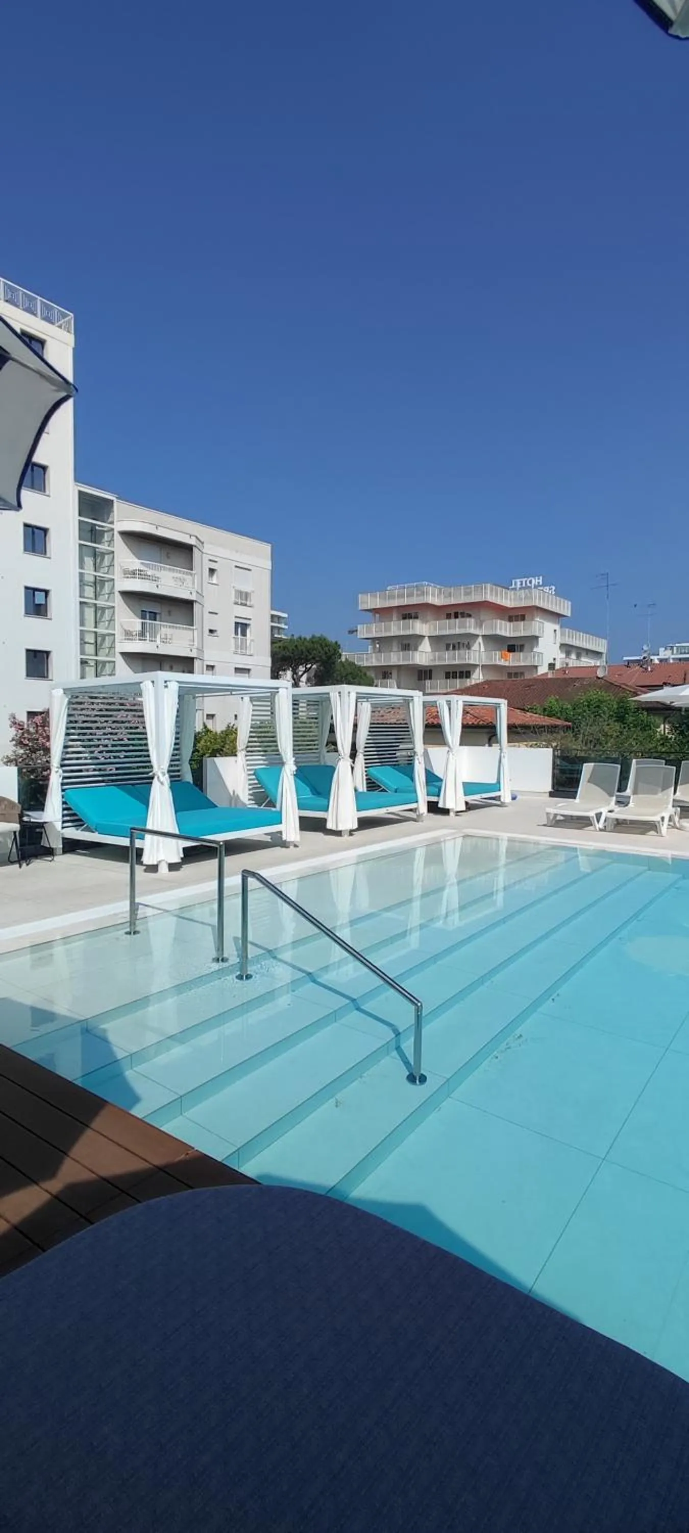 Swimming pool in Hotel Atlantico