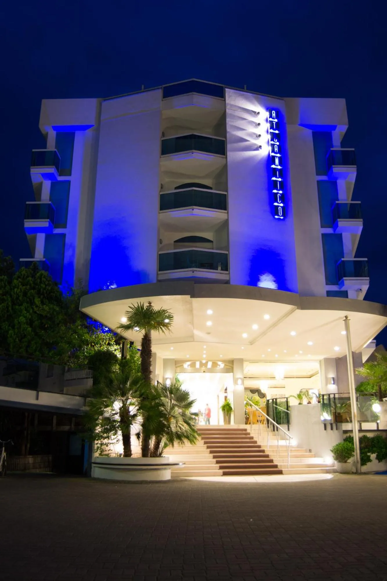Facade/entrance in Hotel Atlantico