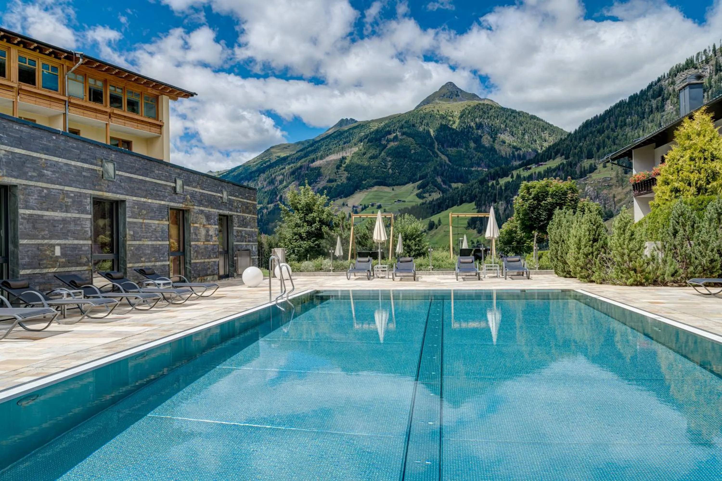 Swimming pool in Hotel Jesacherhof 4s