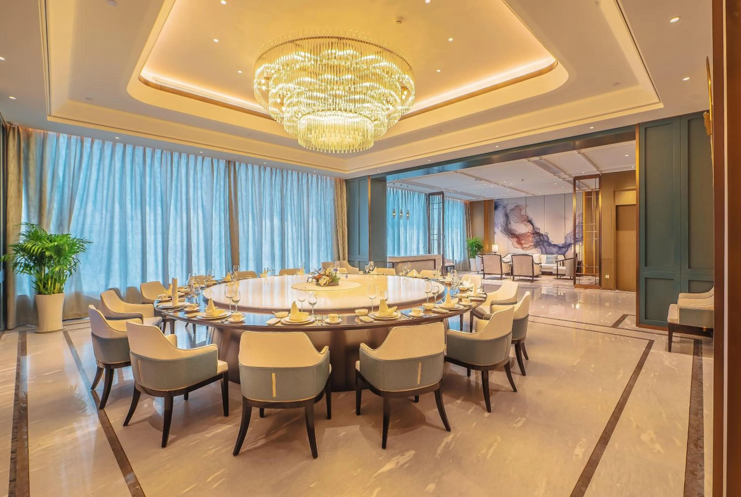 Restaurant/places to eat in Wyndham Qingdao