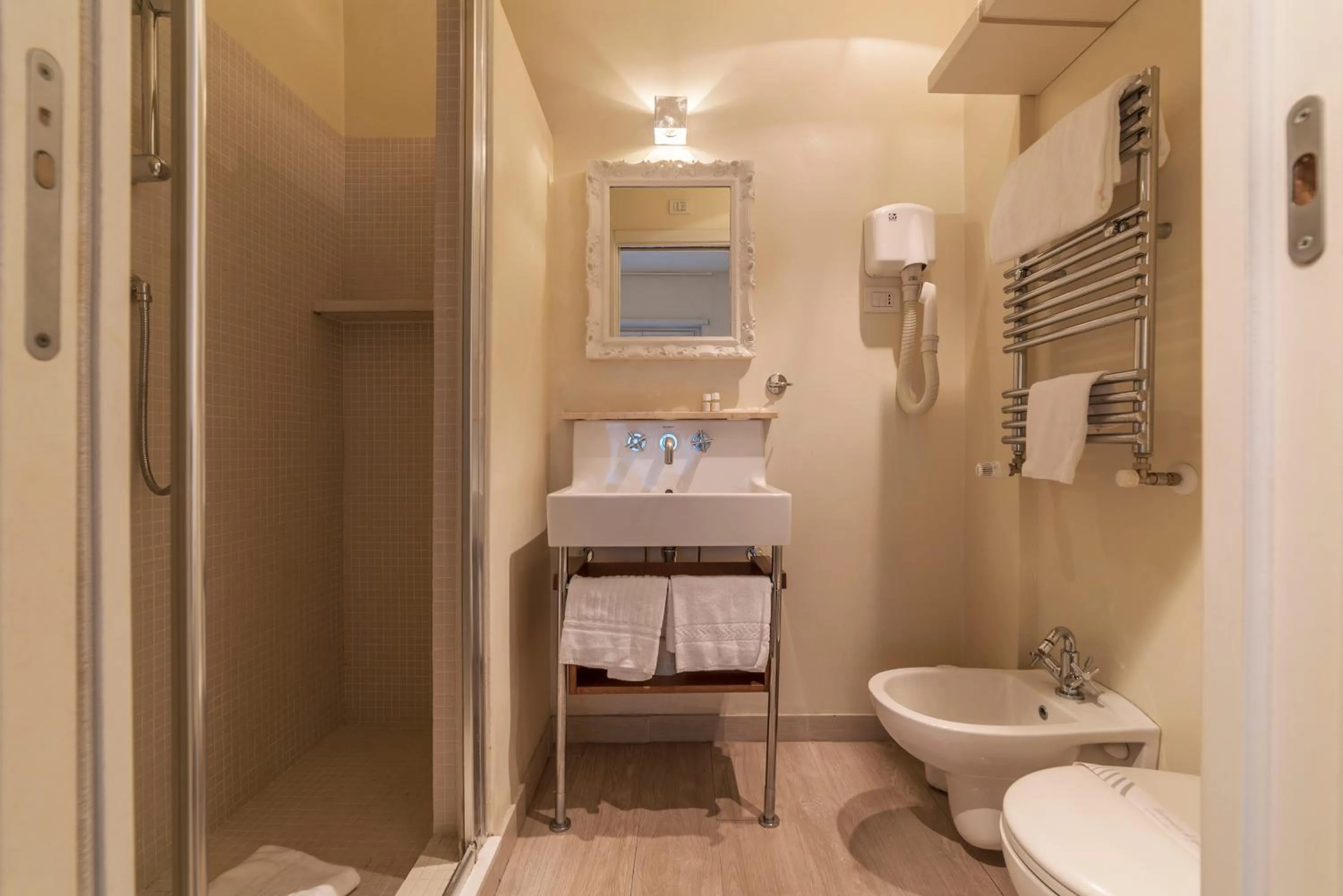 Bathroom in Nina Casetta De Trastevere