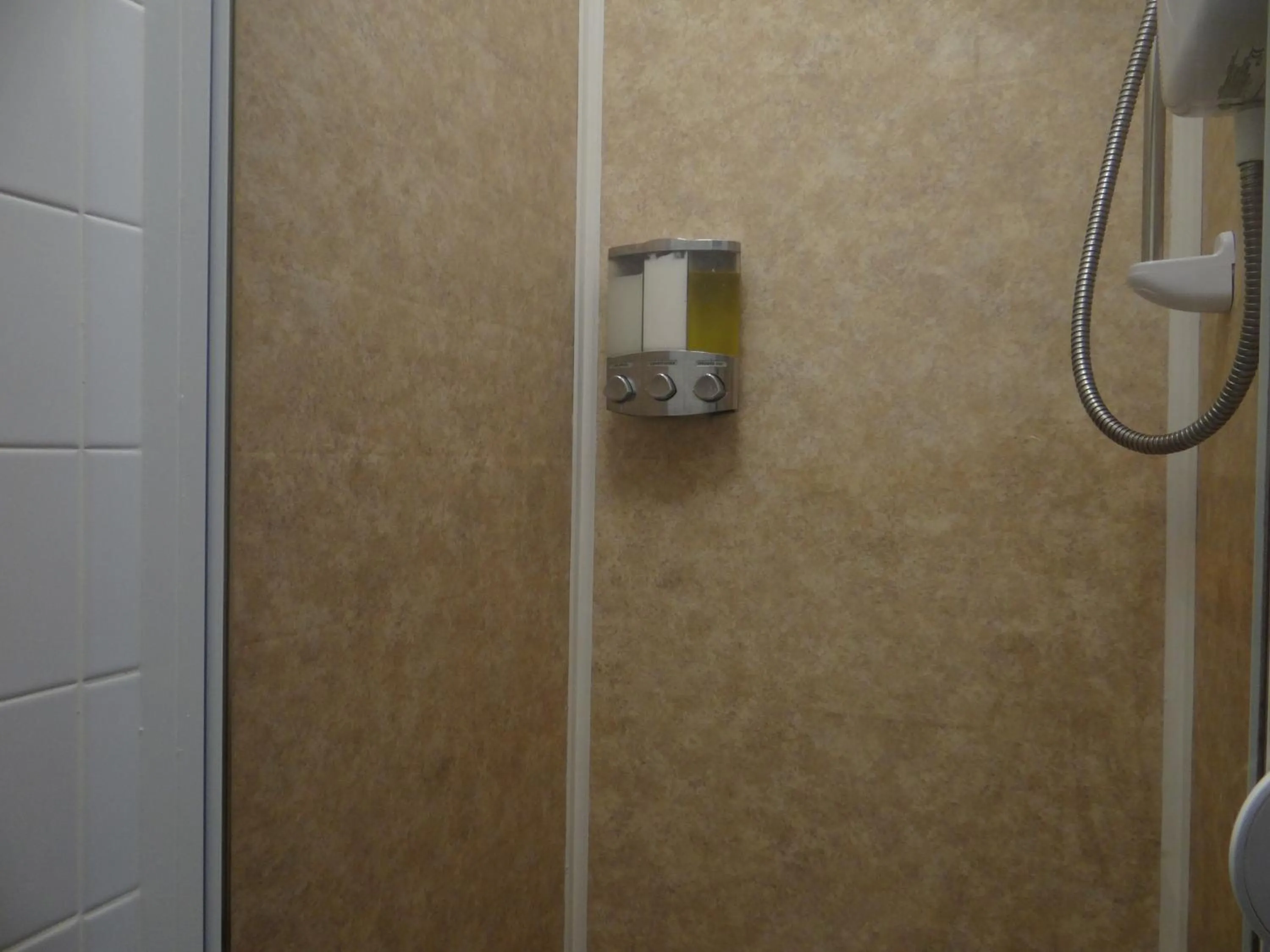 Bathroom in Jasmine Guest House