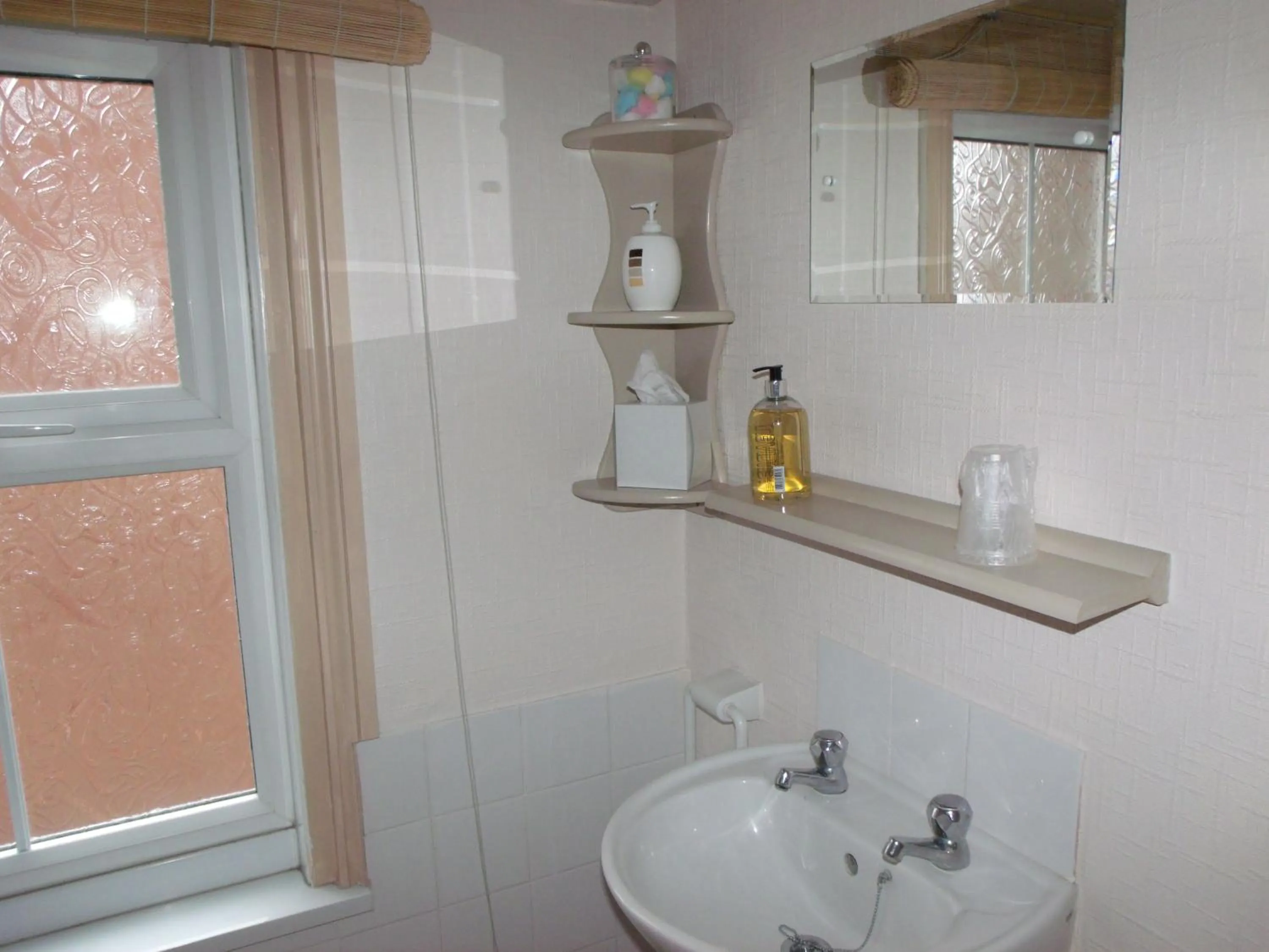 Bathroom in Jasmine Guest House